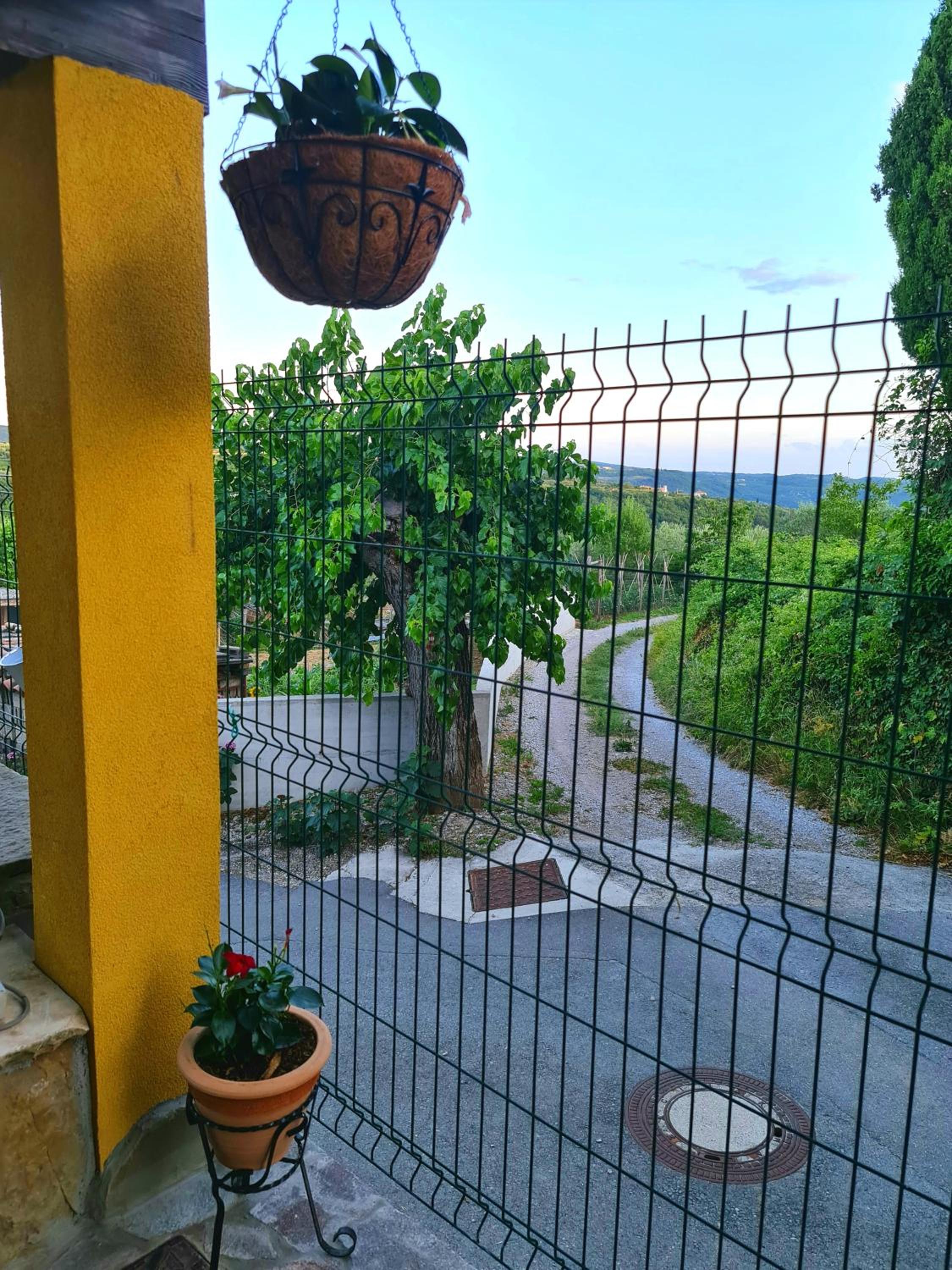 CASA VILLANOVA homes view 3