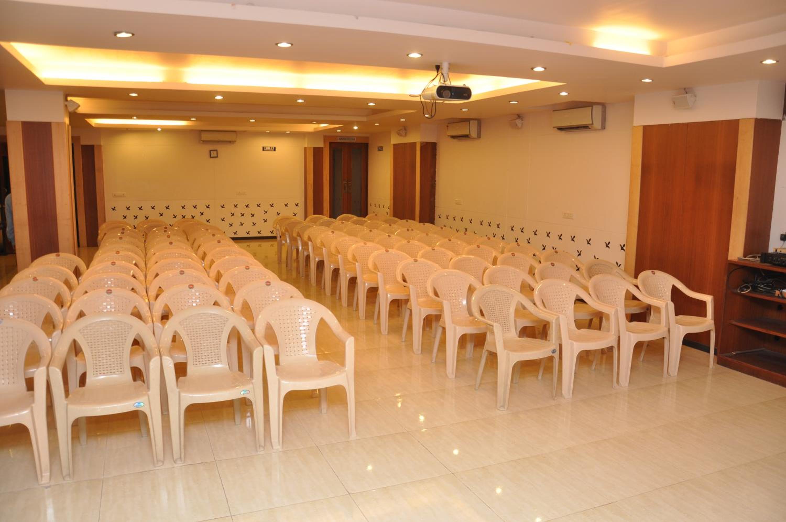 meeting & event spaces