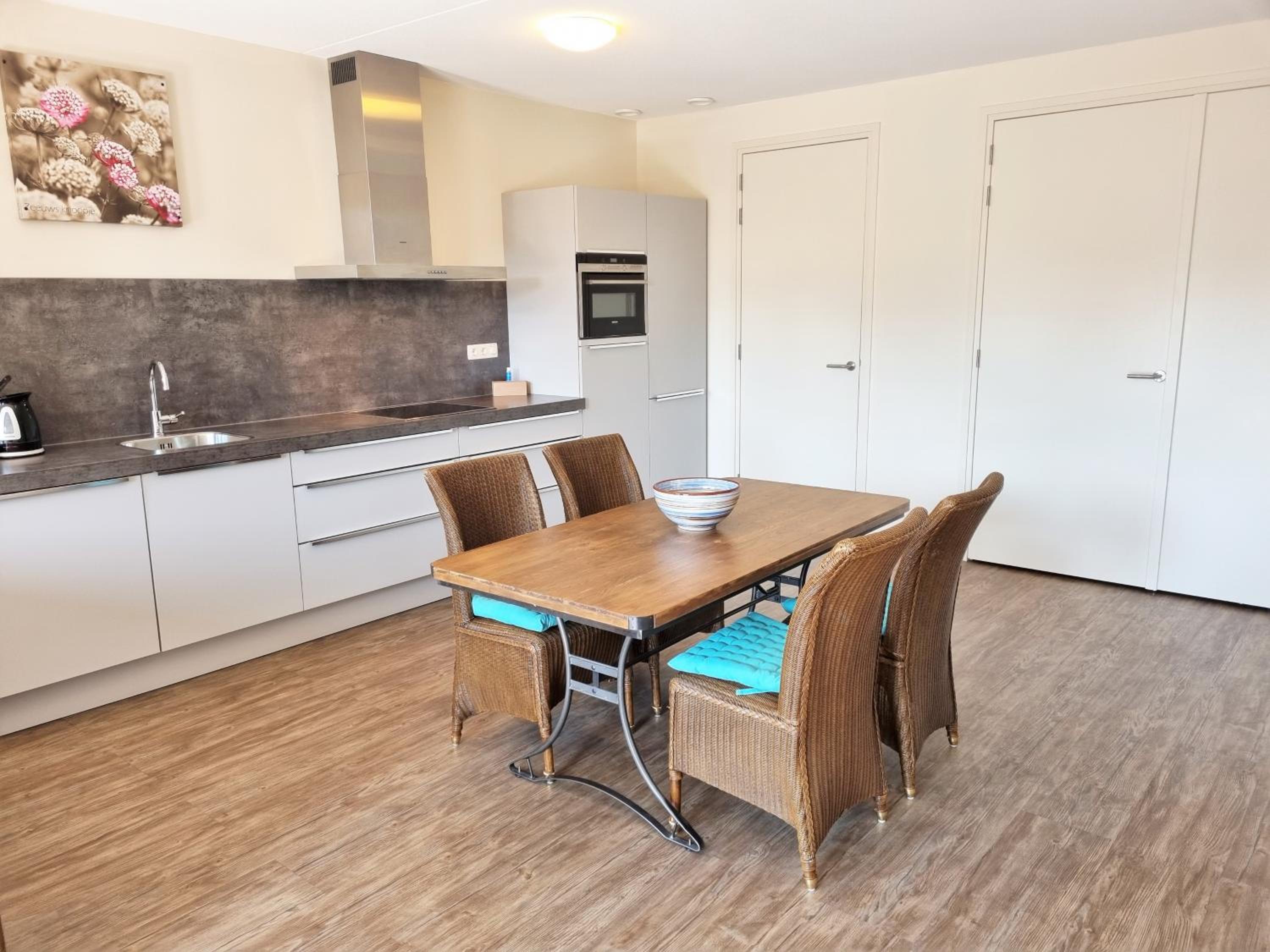 DAN44 Spacious Apartment in the centre view 2