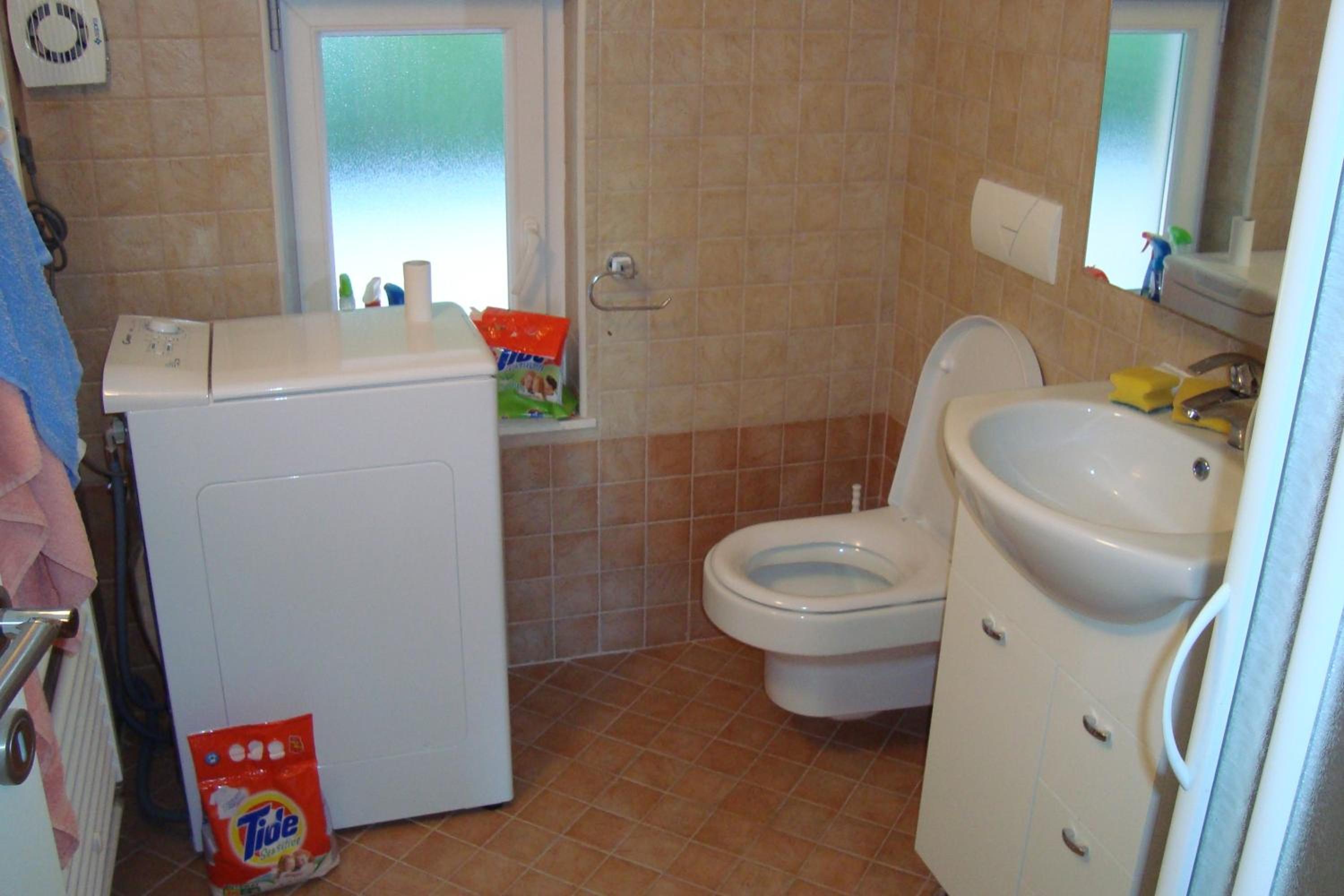 Photo 32