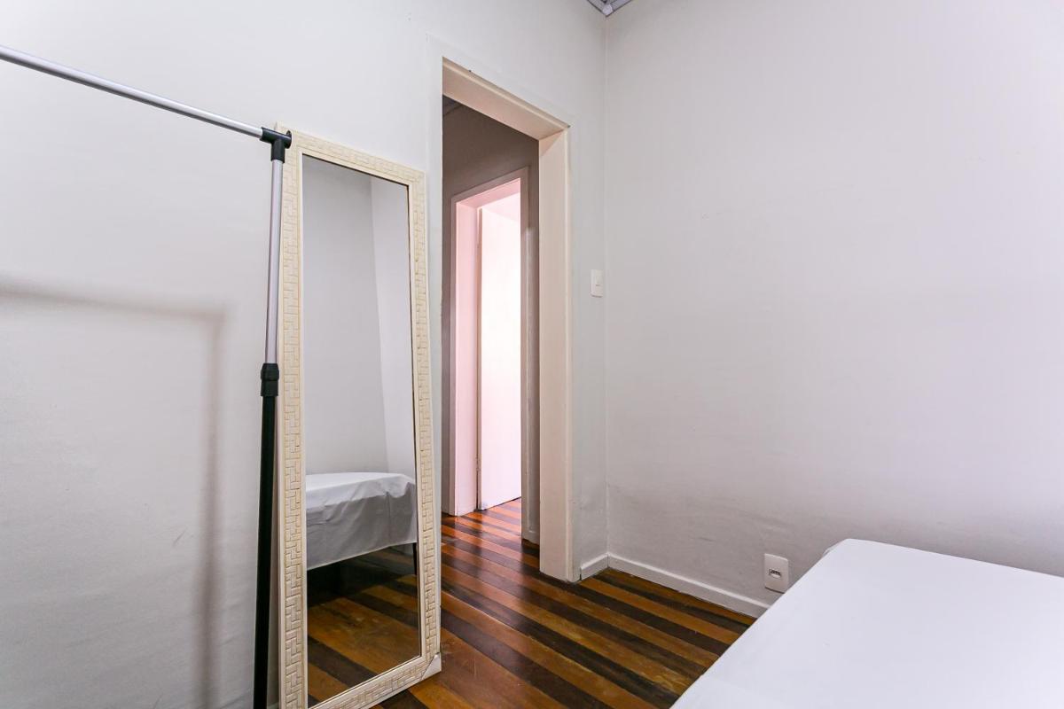 Casa em ótima localização no Centro VISE059