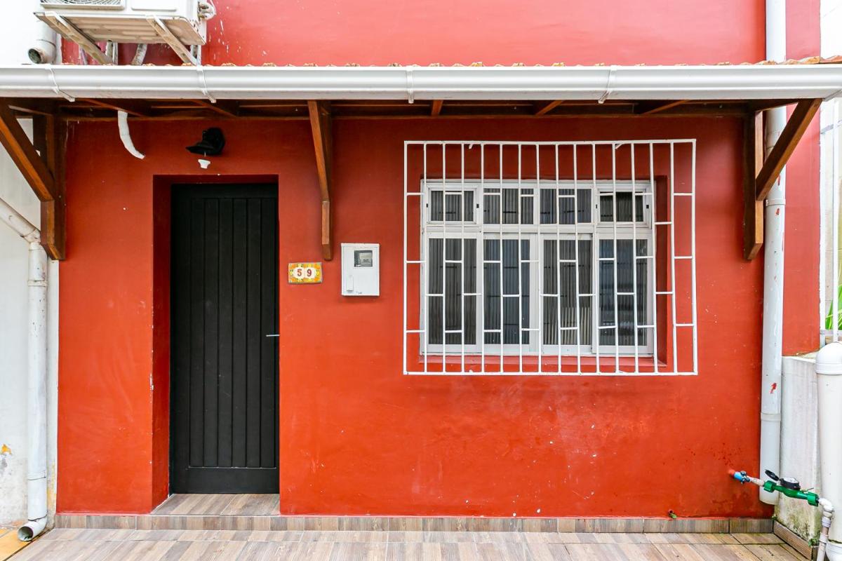 Casa em ótima localização no Centro VISE059