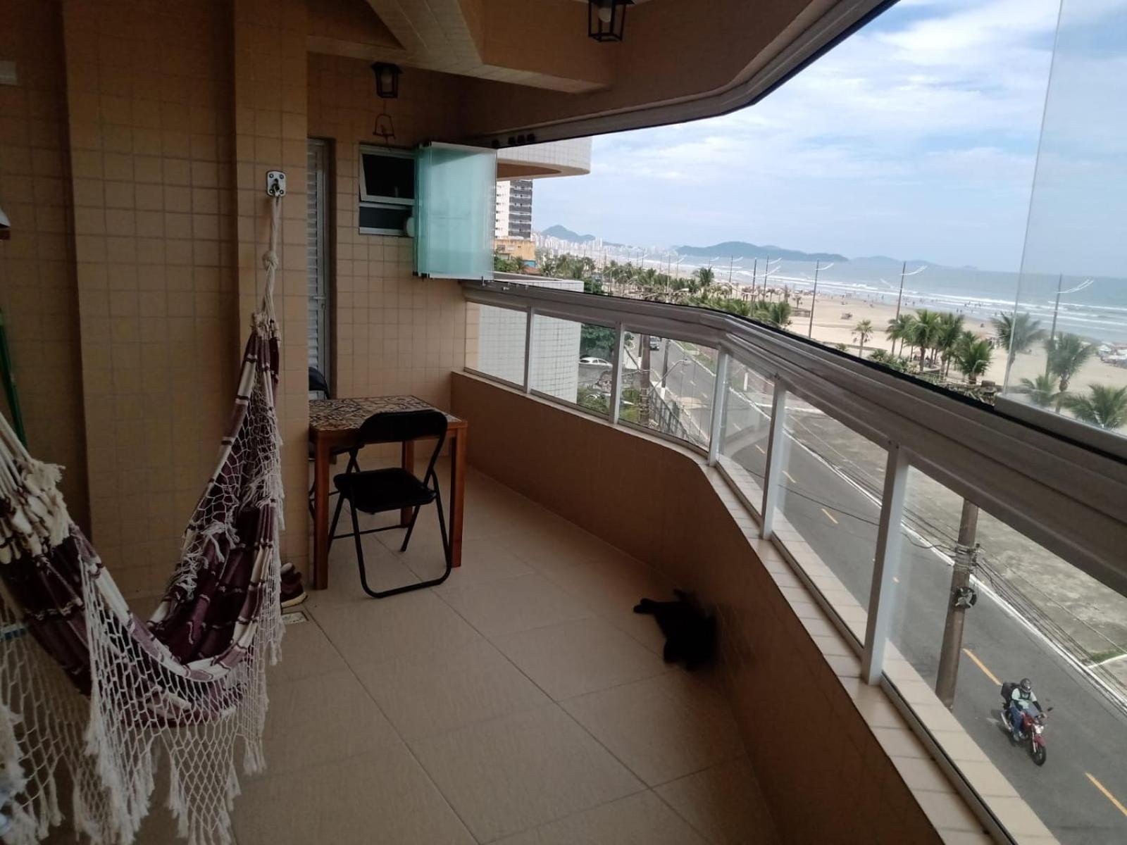 Frente pro mar apartamento completo