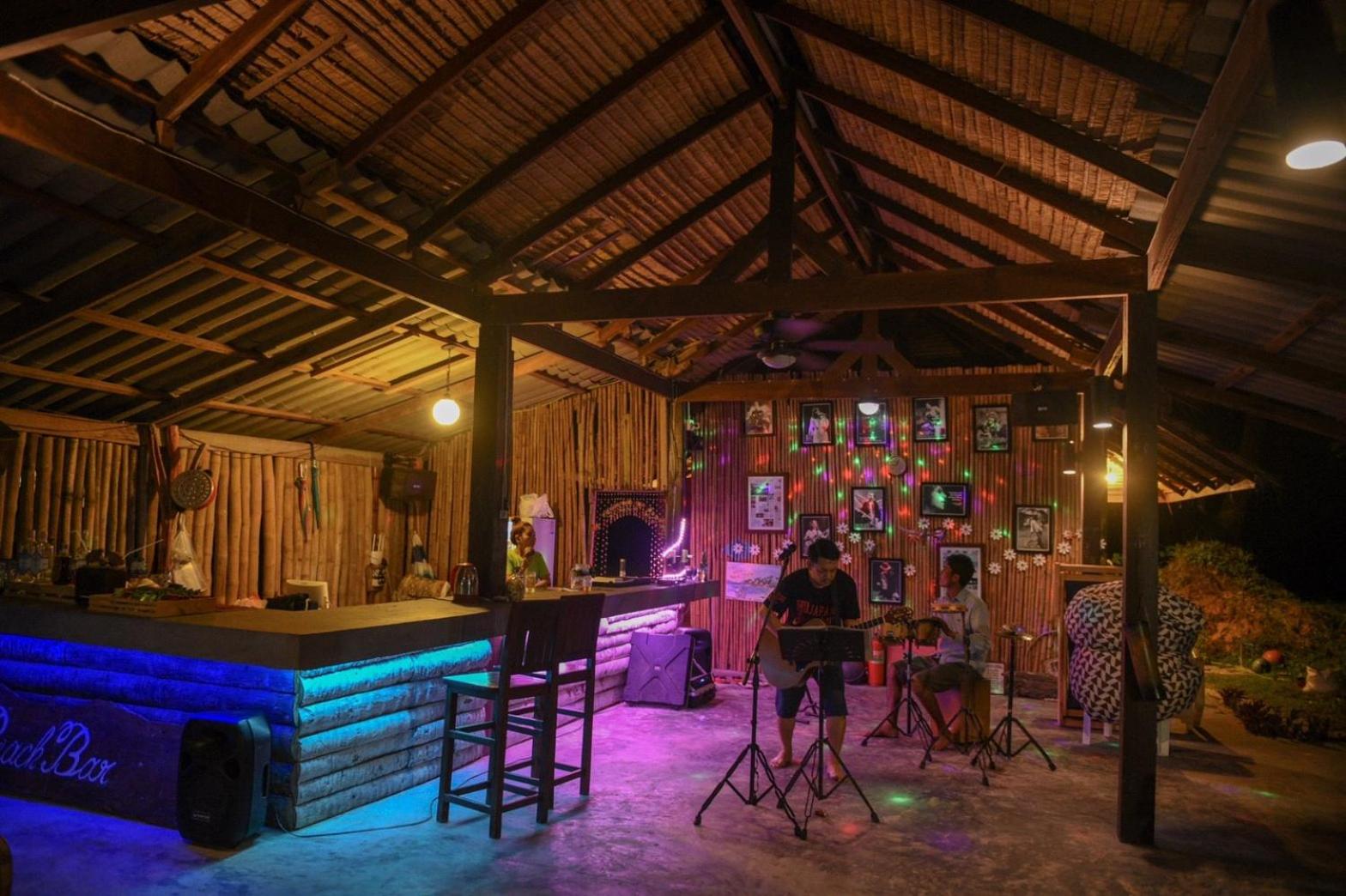 lounge
