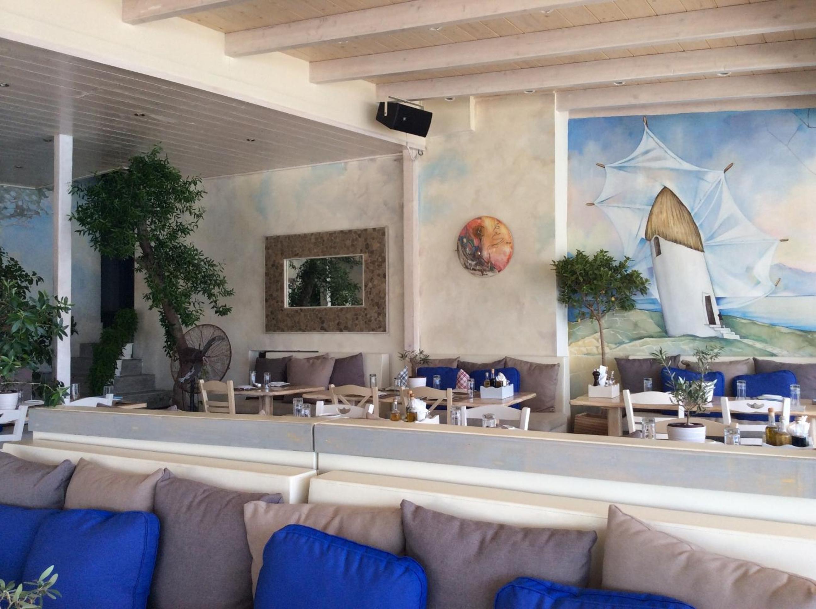 Sailinn Mykonos