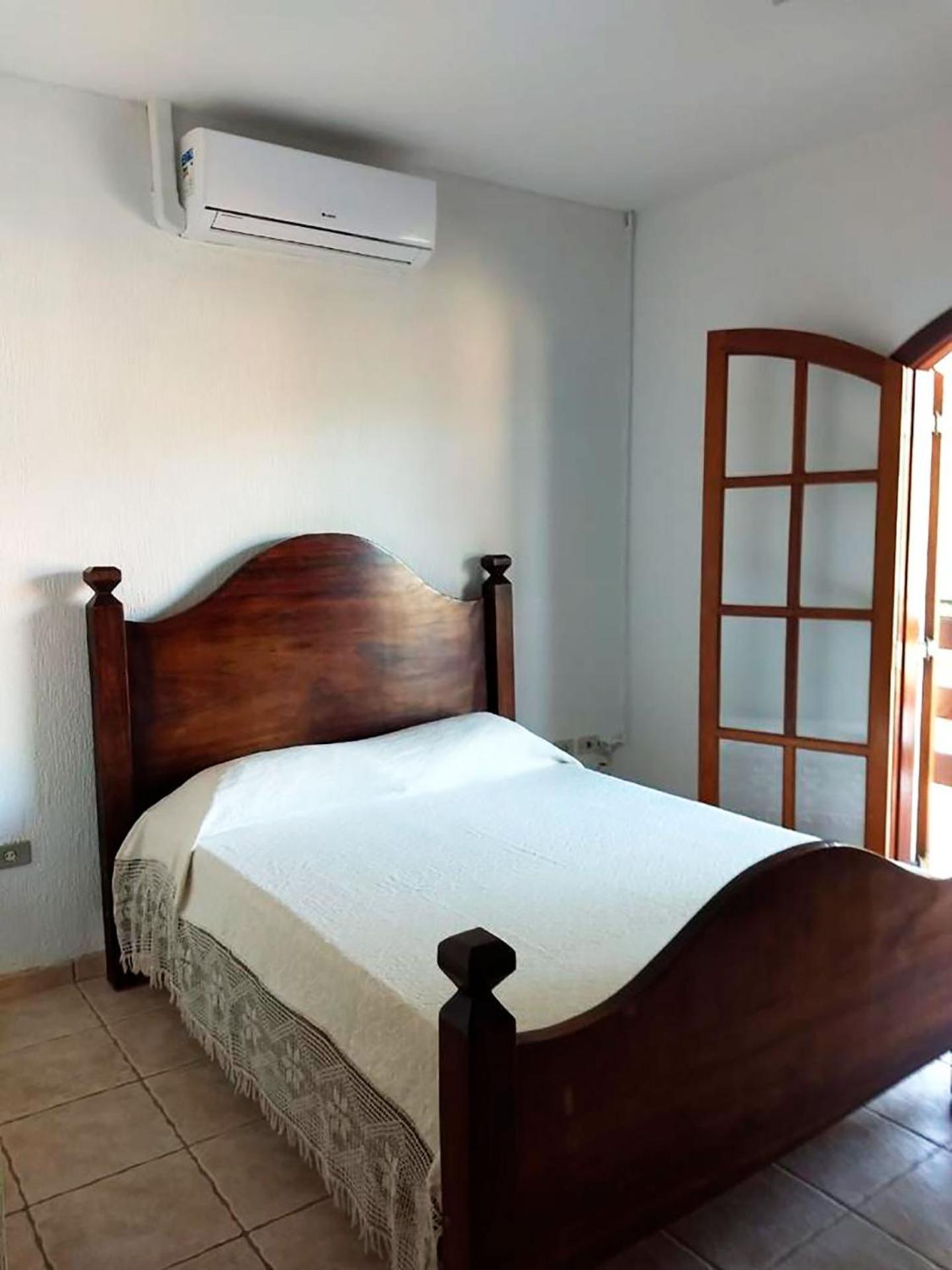 Incrivel casa a 13 min a pe da Praia de Juquehy SP