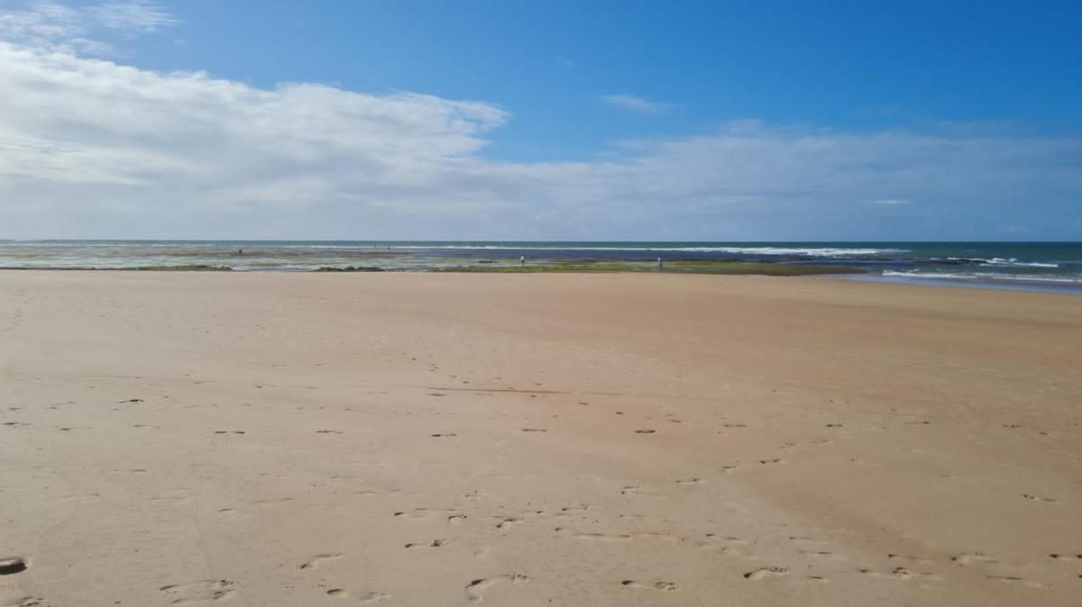 Village em Itacimirim 5 min a pé da praia. Vista Lagoa!