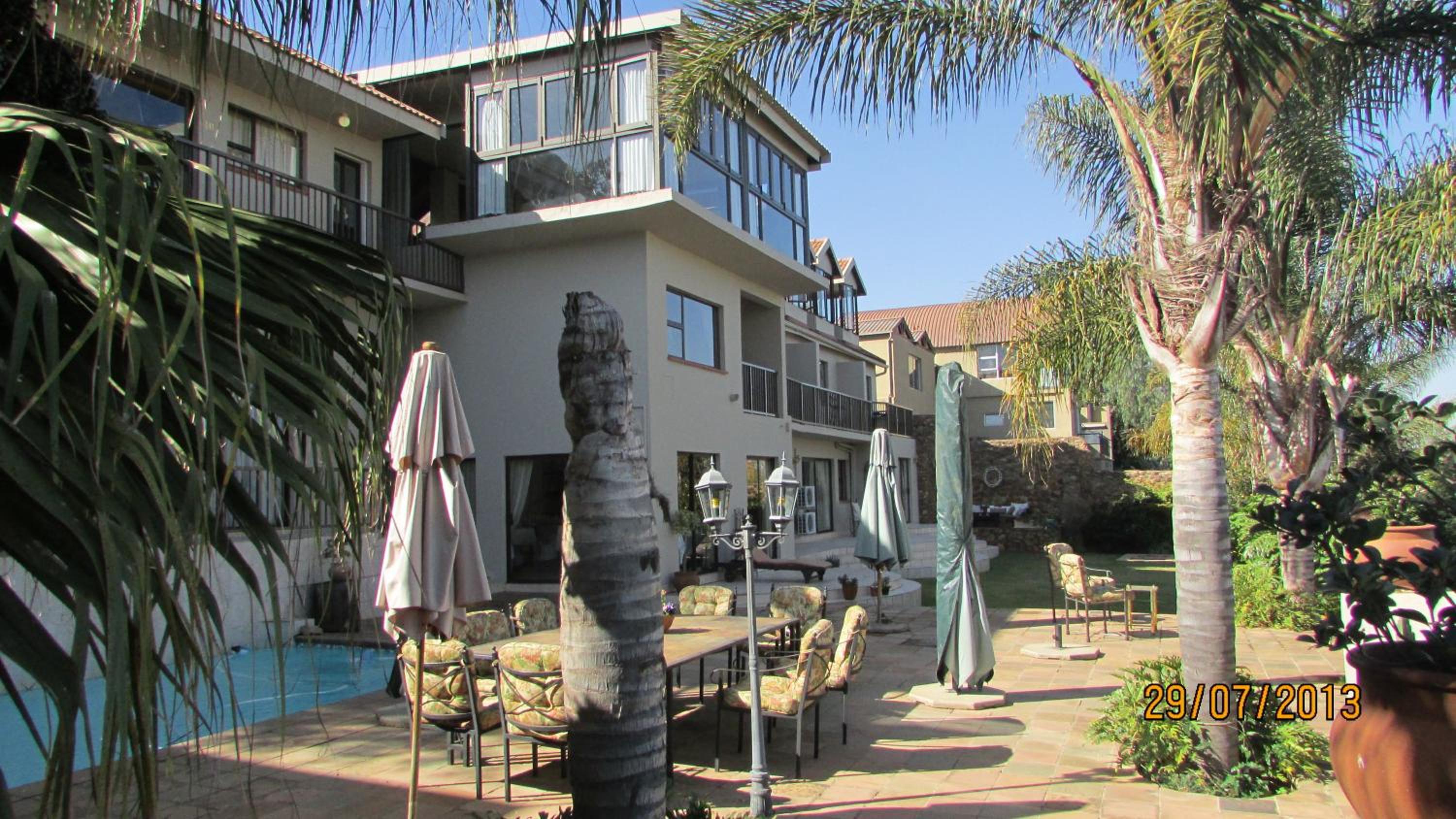 La Dolce Vita Guest House