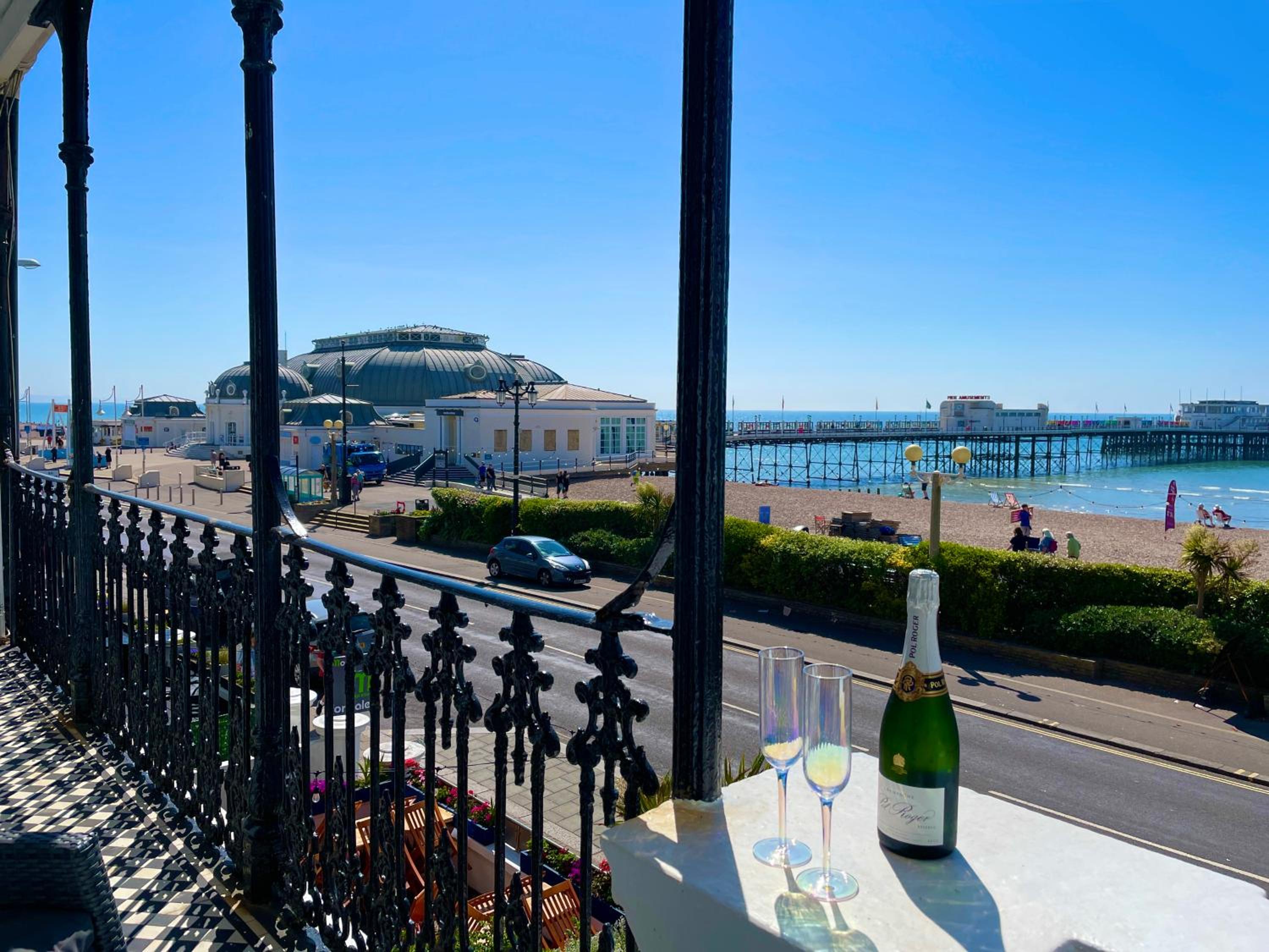 The Regency Studio - Stunning Seaview view 5
