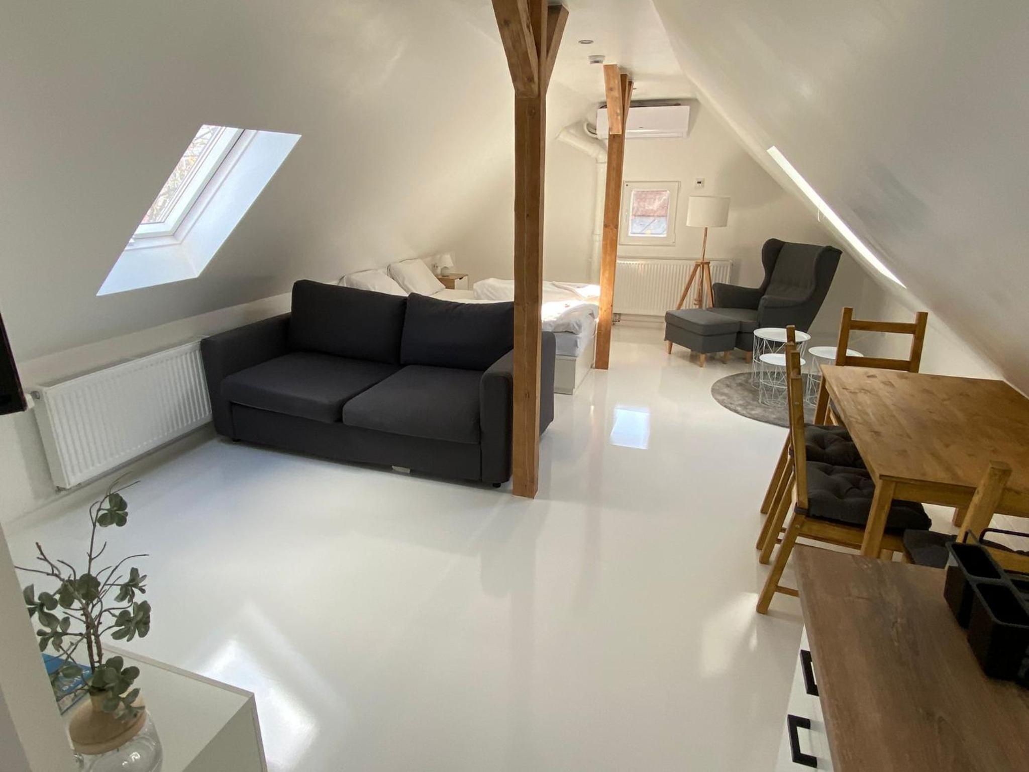StayStay Guesthouse I 24 Hours Check-In
