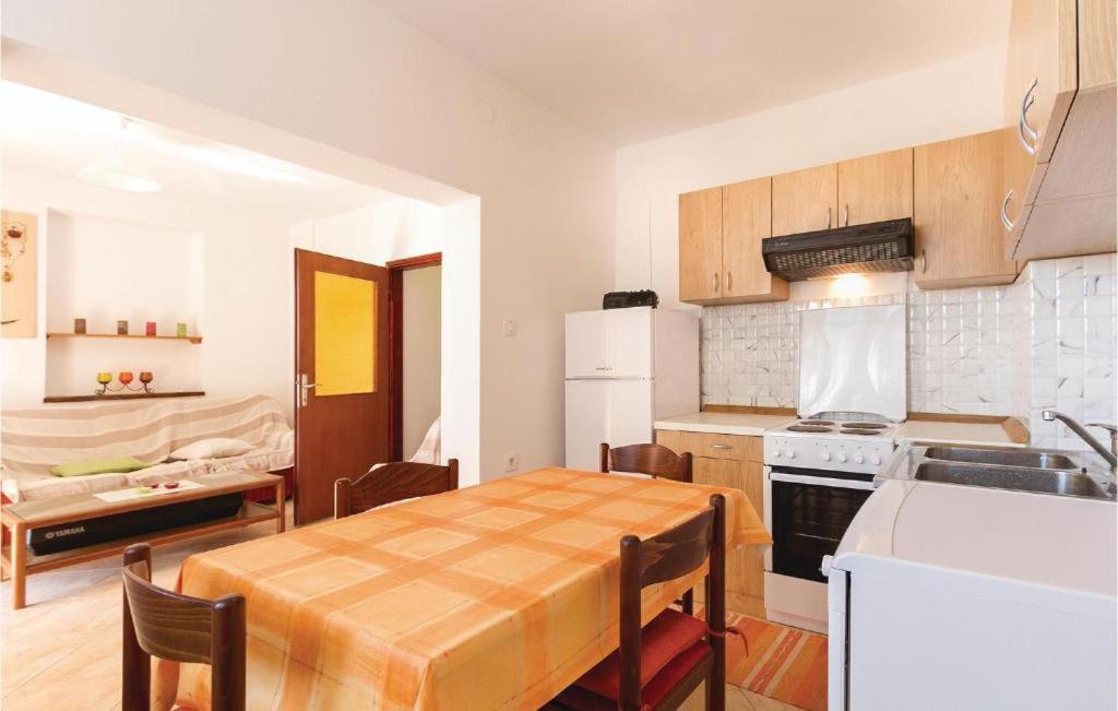 Apartment Frankovici Stara Vala - Tinjan Istra view 2