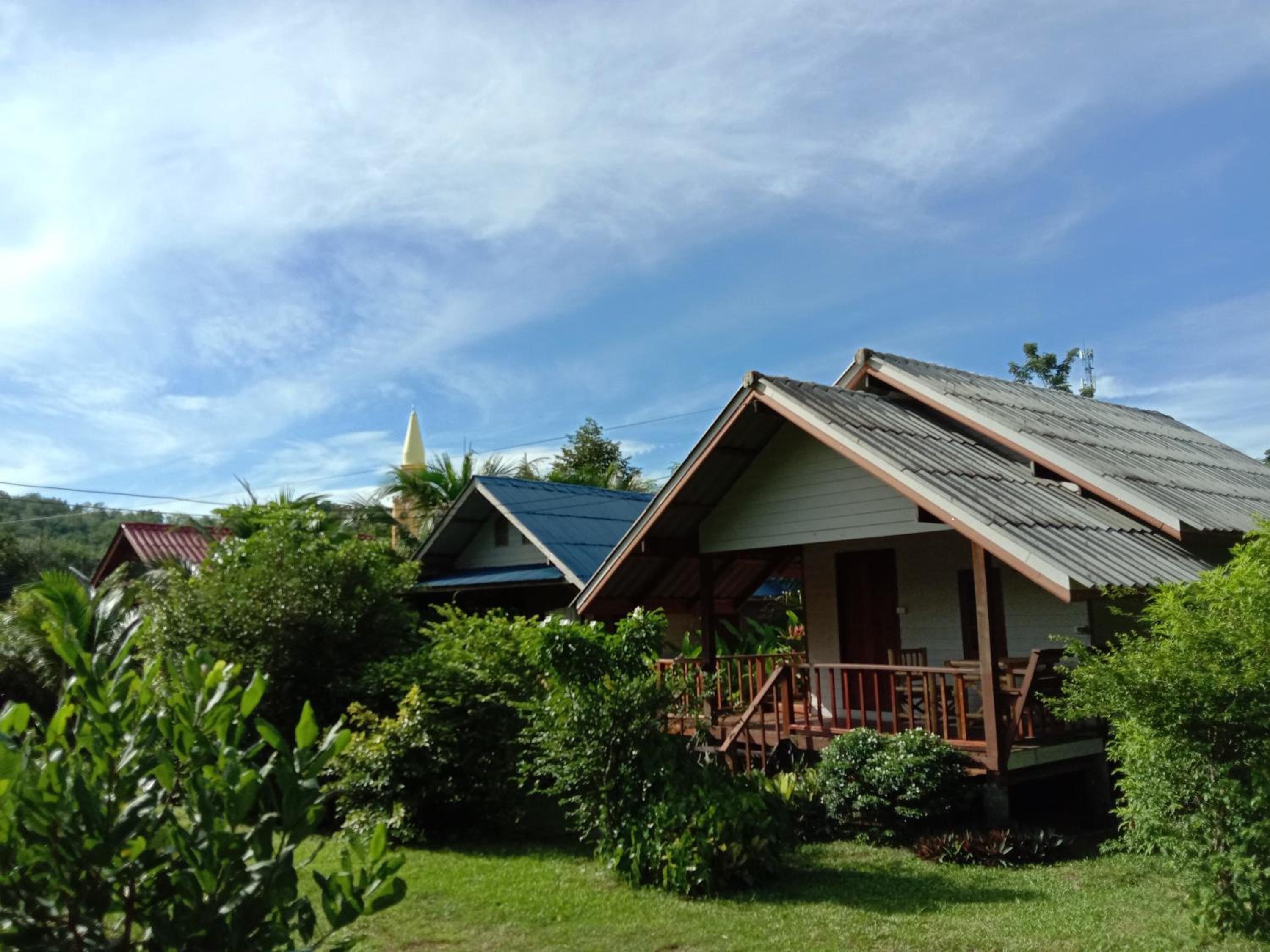 Hotel Cha Bungalow - Image 1