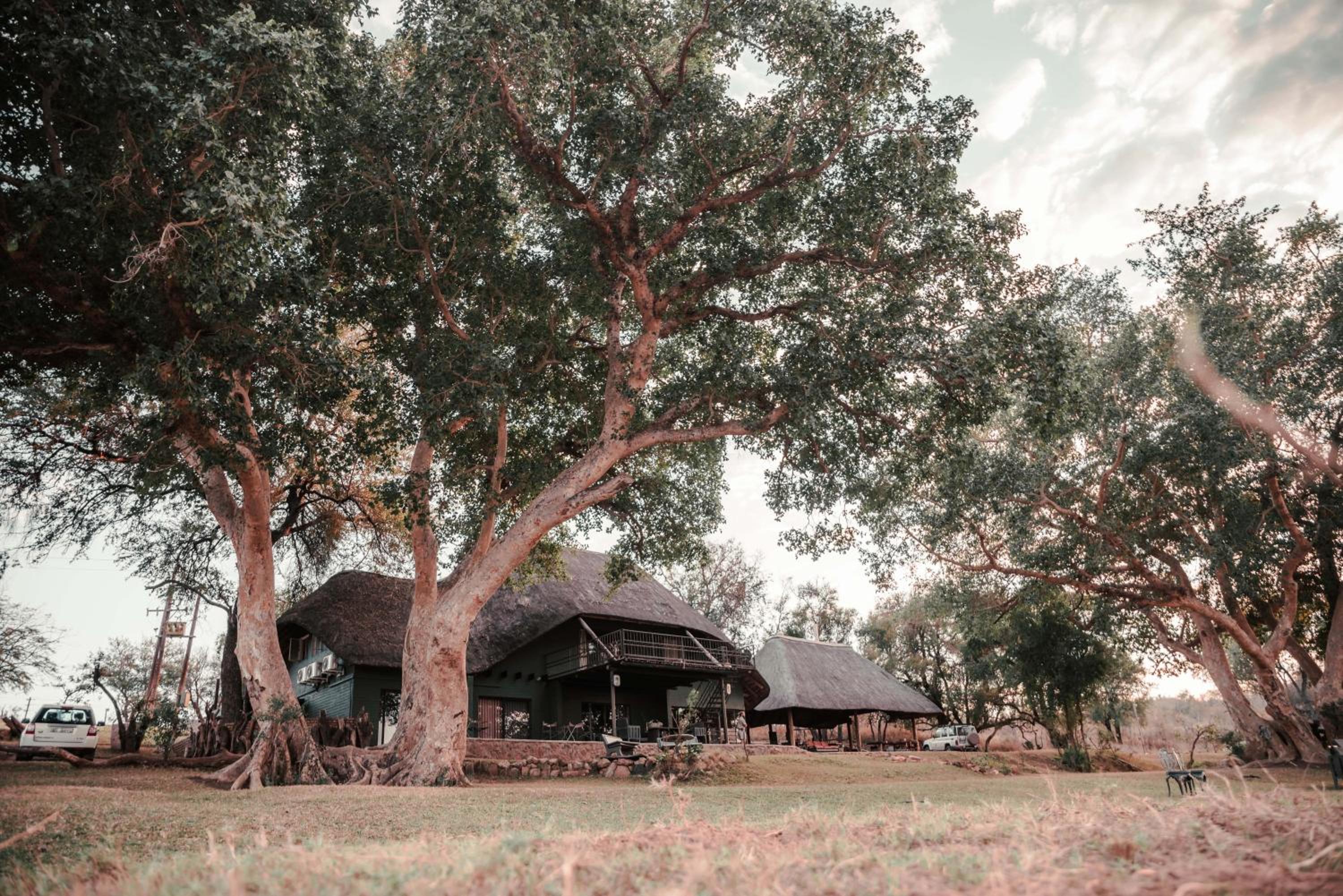 Maninghi Lodge