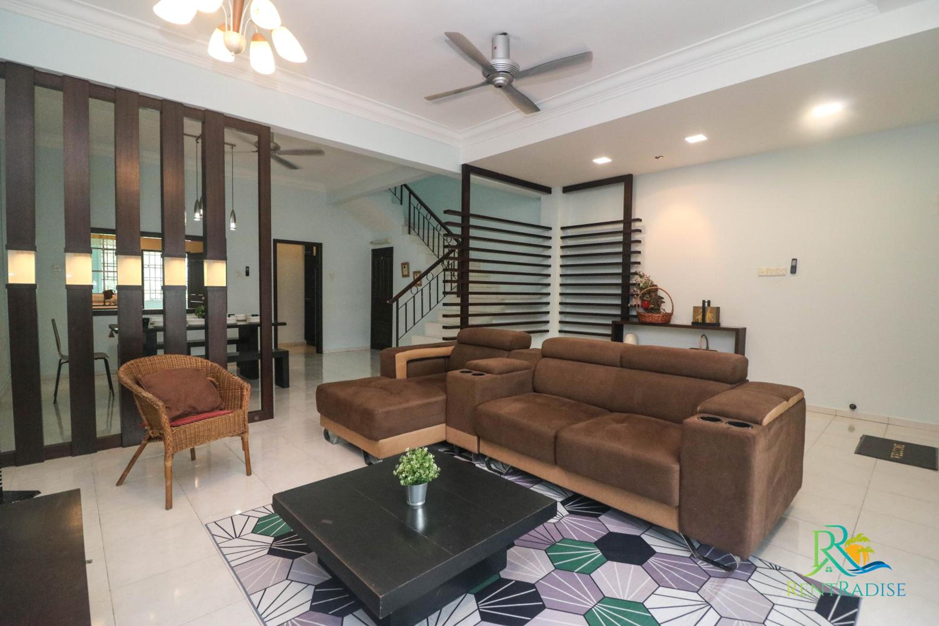 Century Garden Double Storey House BBQ/Mahjong/PoolTable by UHA