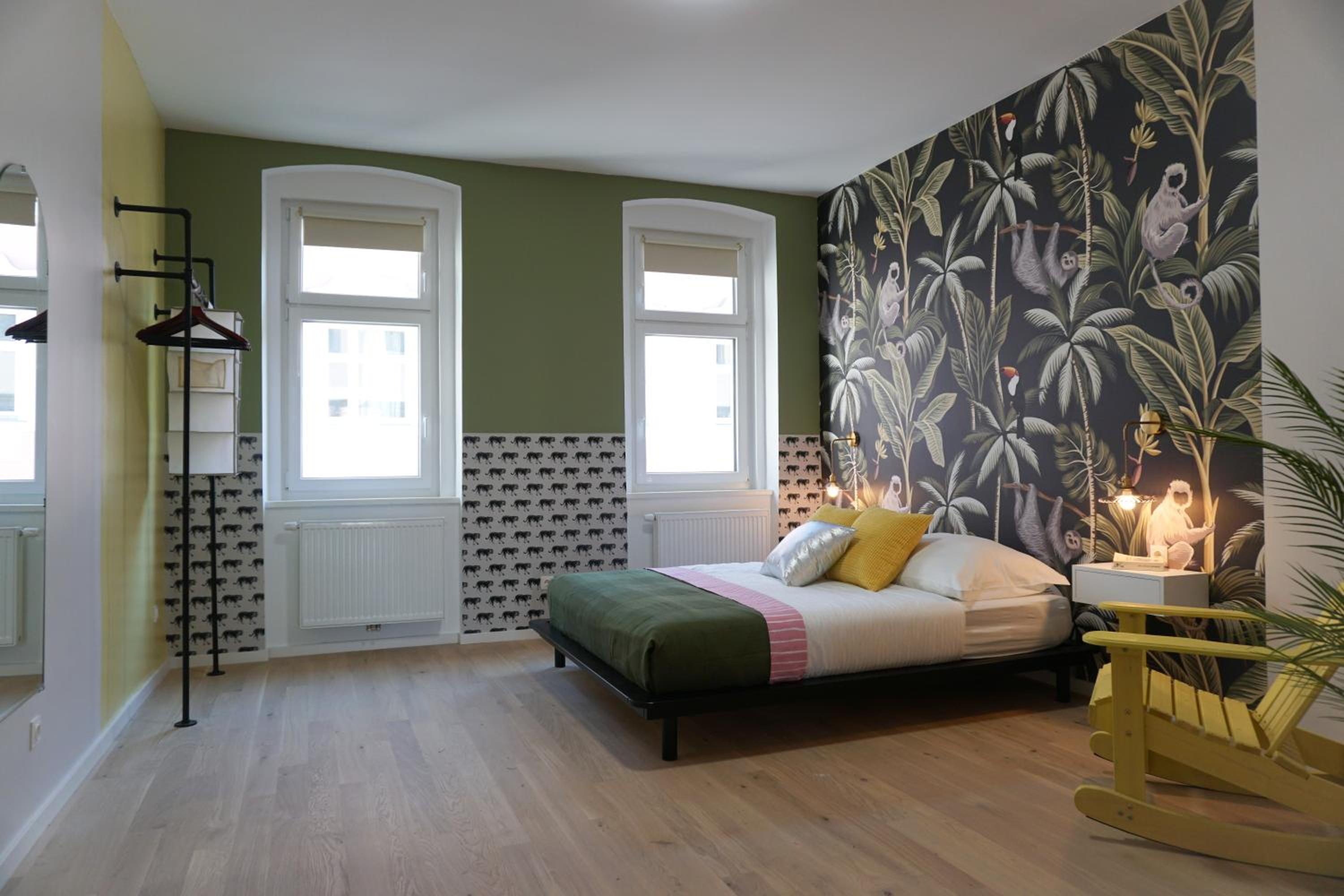 Large Apartments - Great for Groups - with Balcony or Terrace