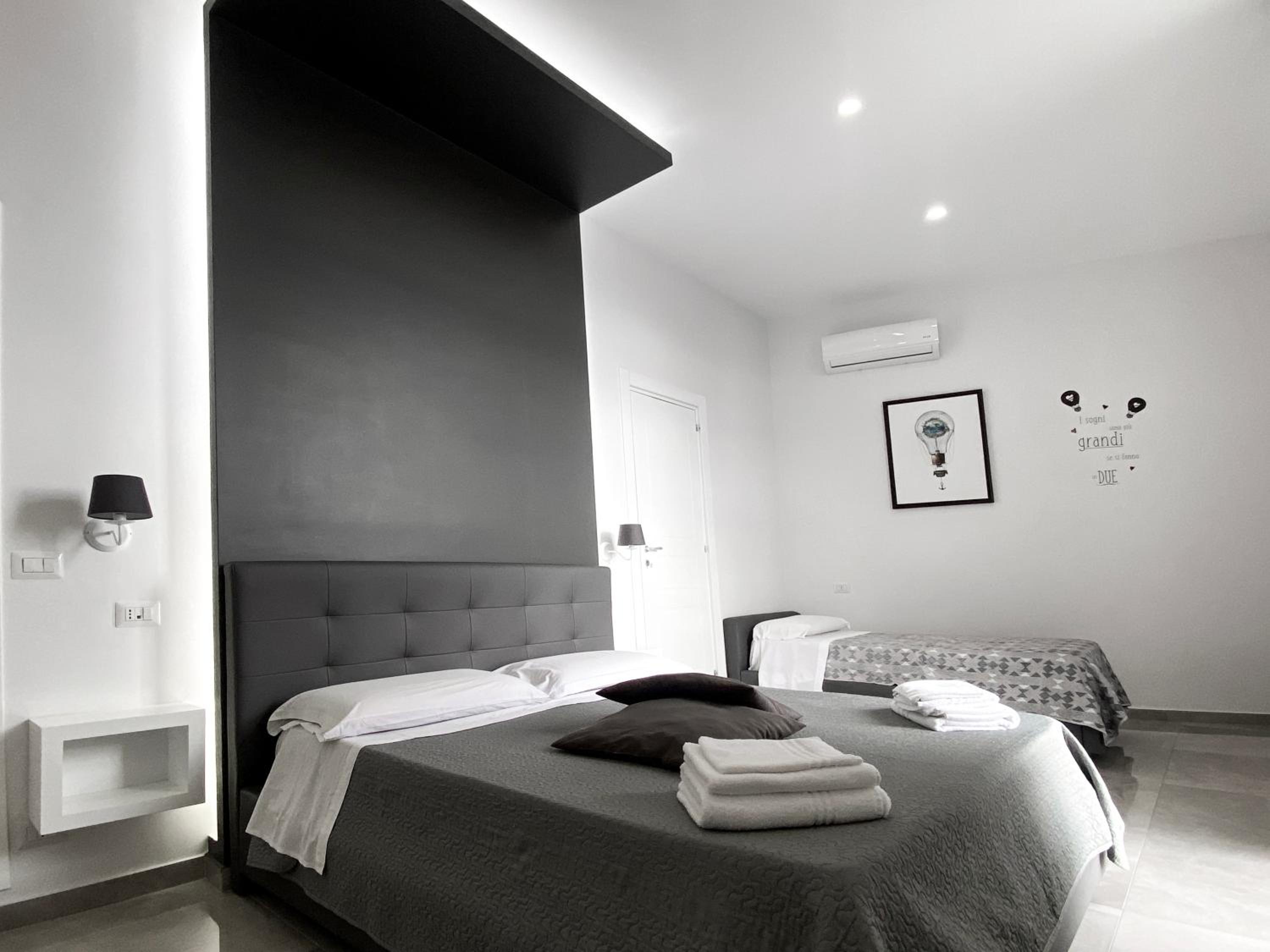 Aurora Luxury Rooms