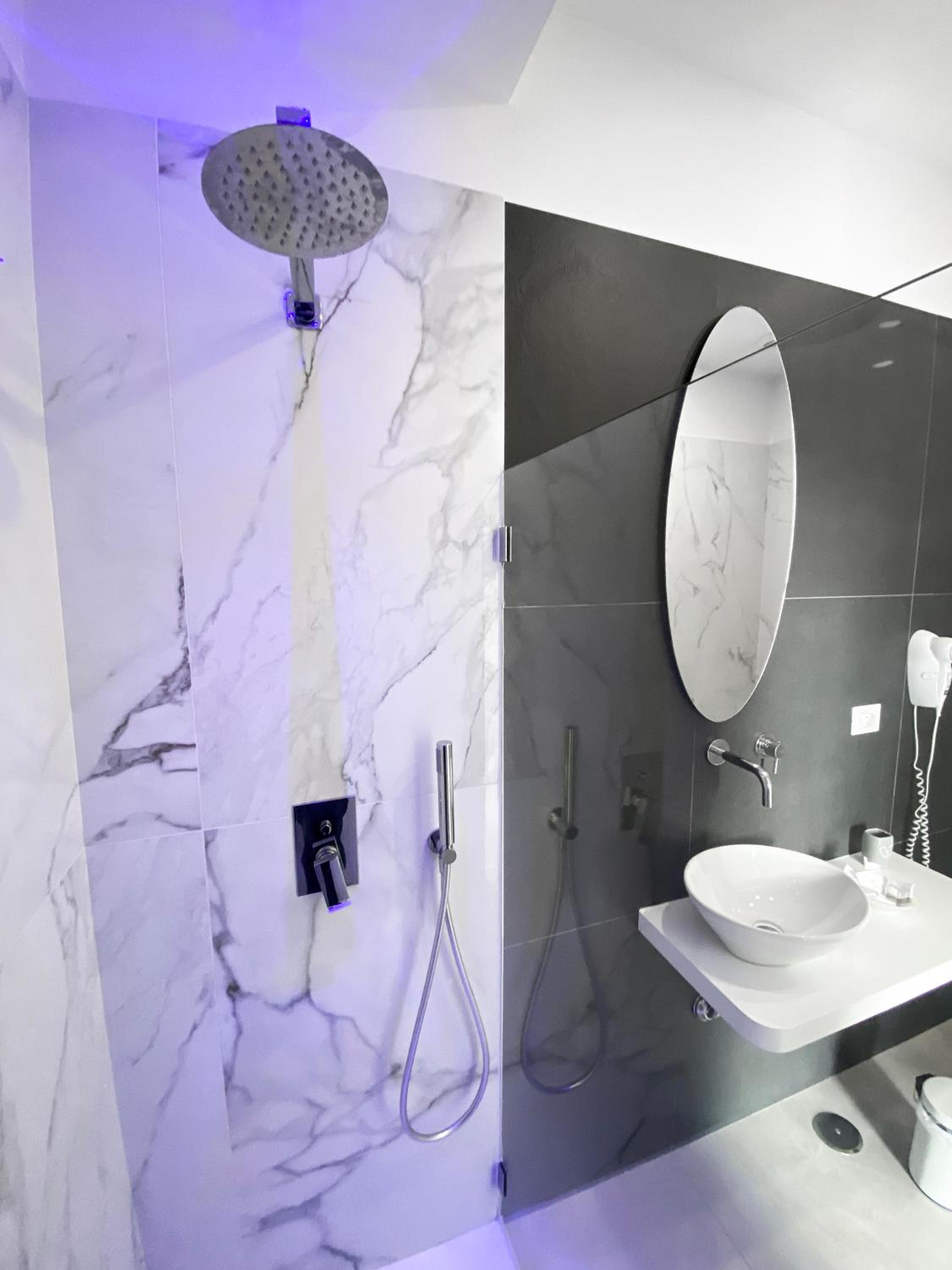 Aurora Luxury Rooms