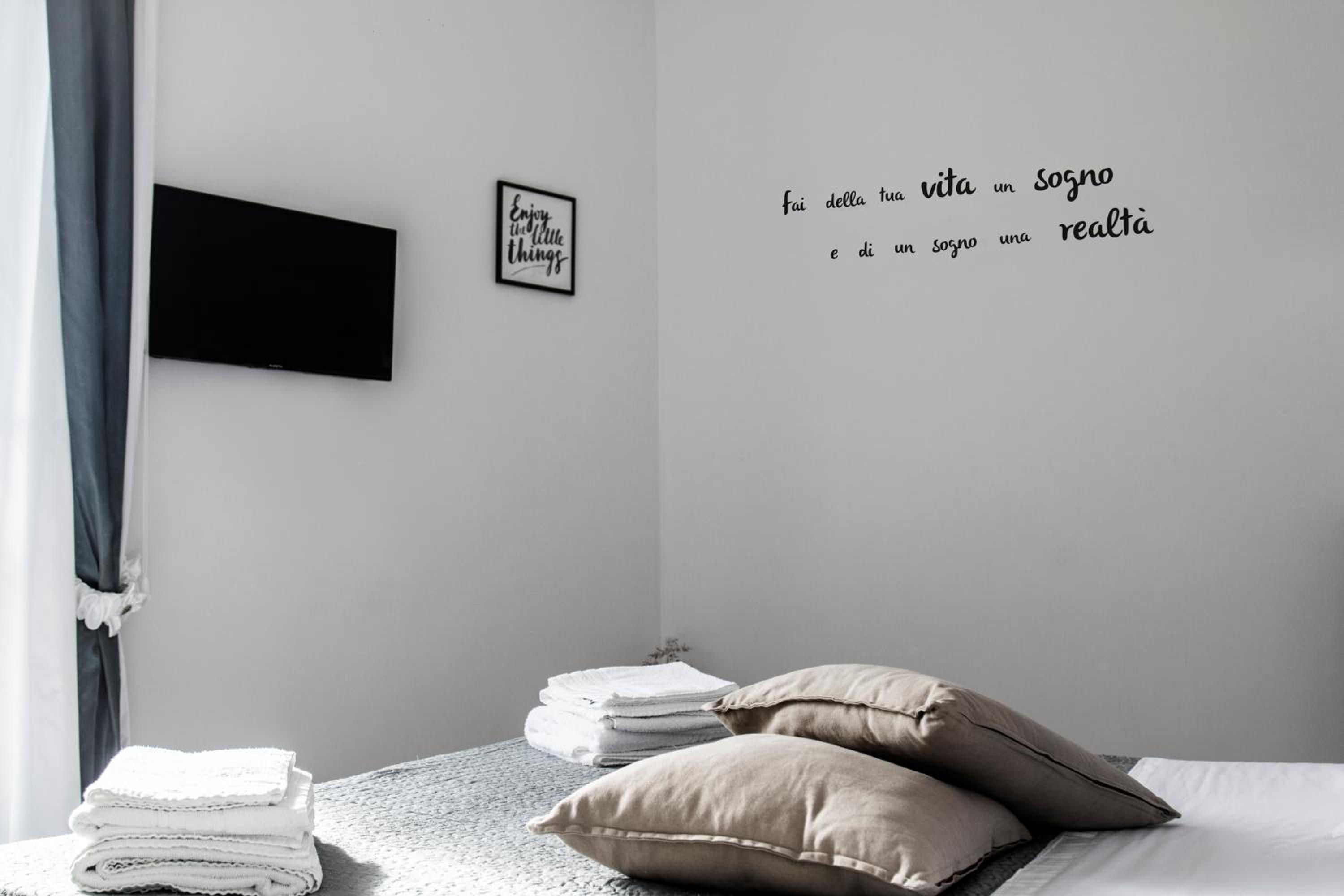 Aurora Luxury Rooms