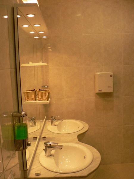 Photo 50