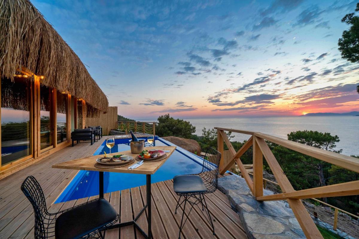 outdoor BBQ area