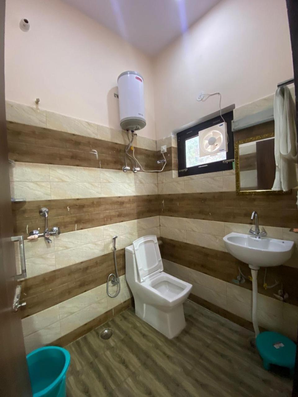 Chirag Homestay Kainchi view 3