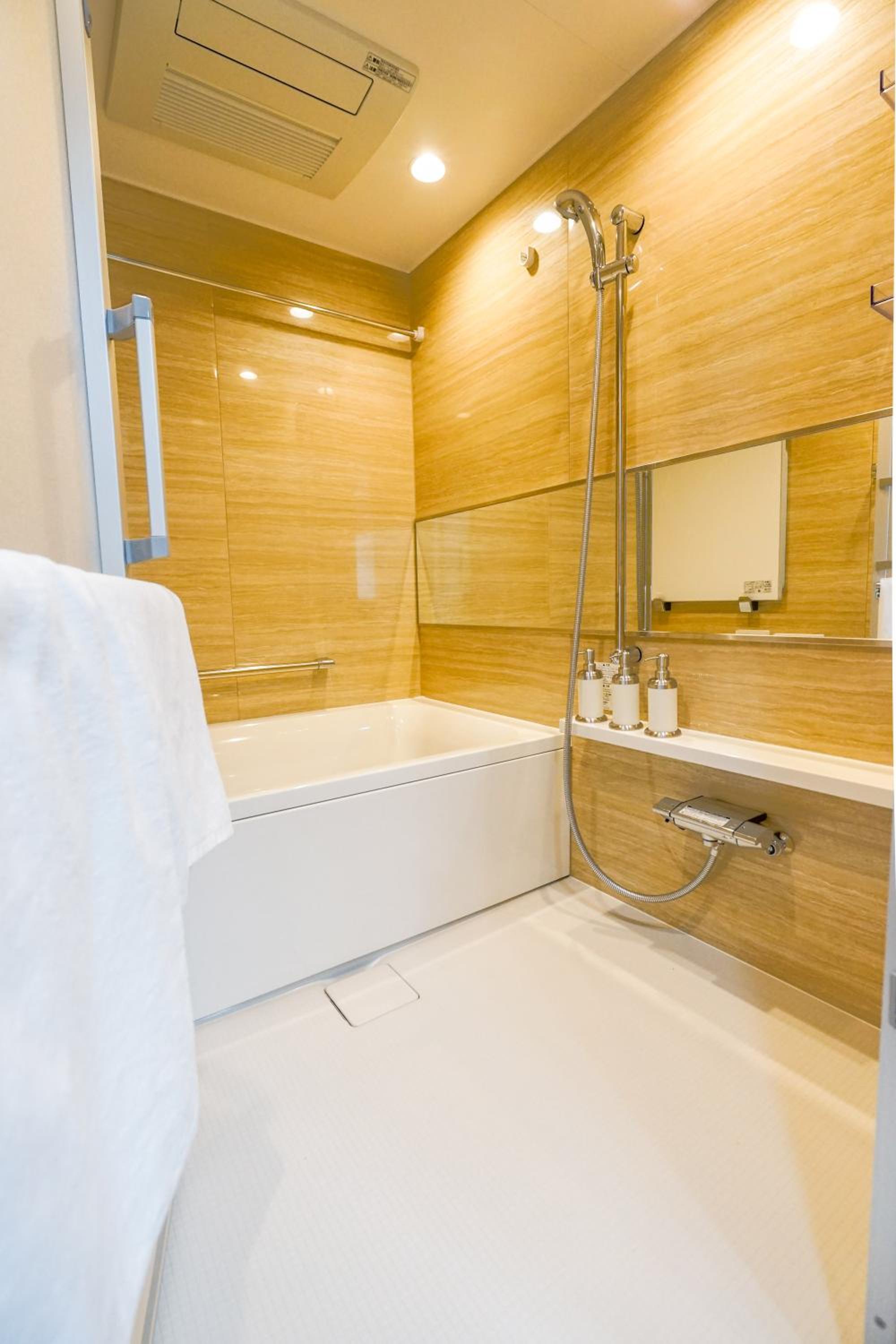 HIZ HOTEL Ginza