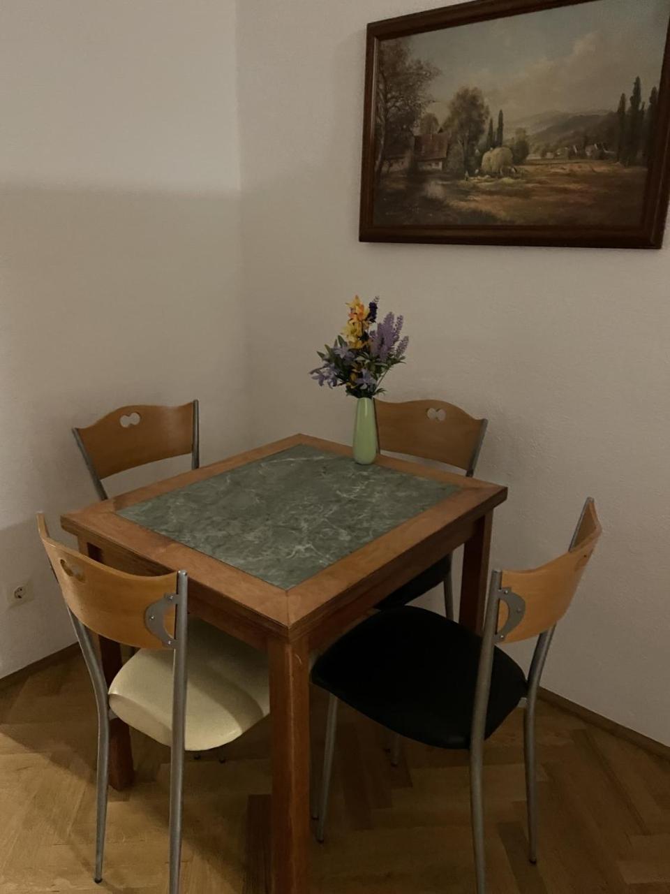 Photo 36