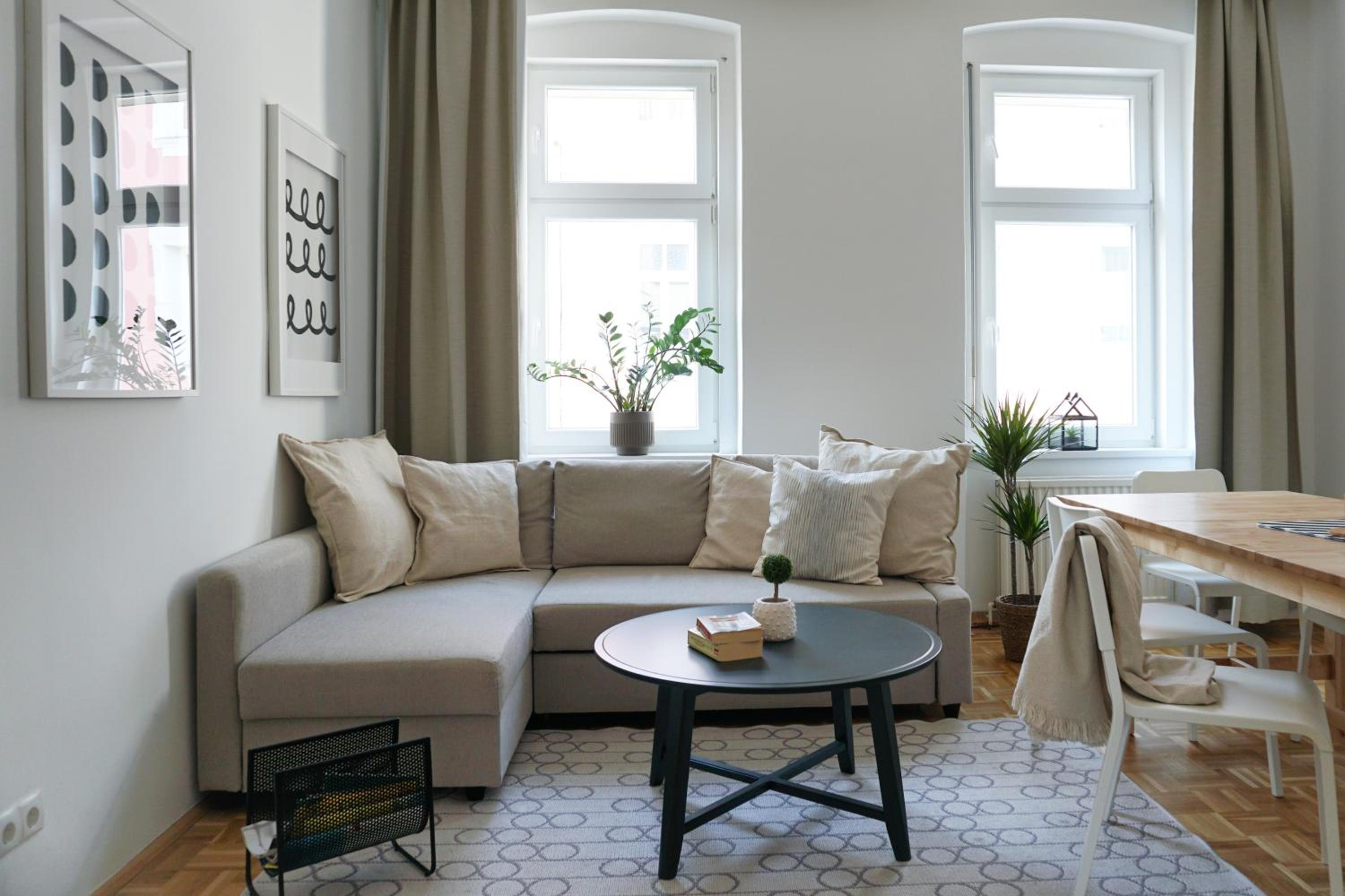 Large Apartments - Great for Groups - with Balcony or Terrace