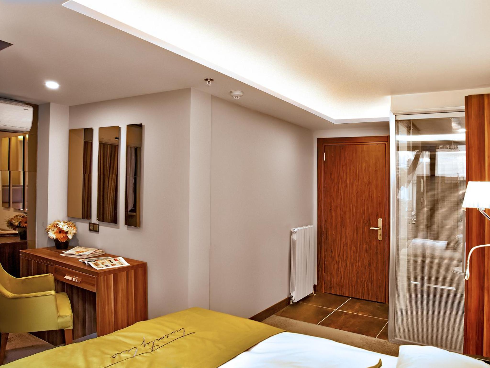 The 22 Hotel - Image 29