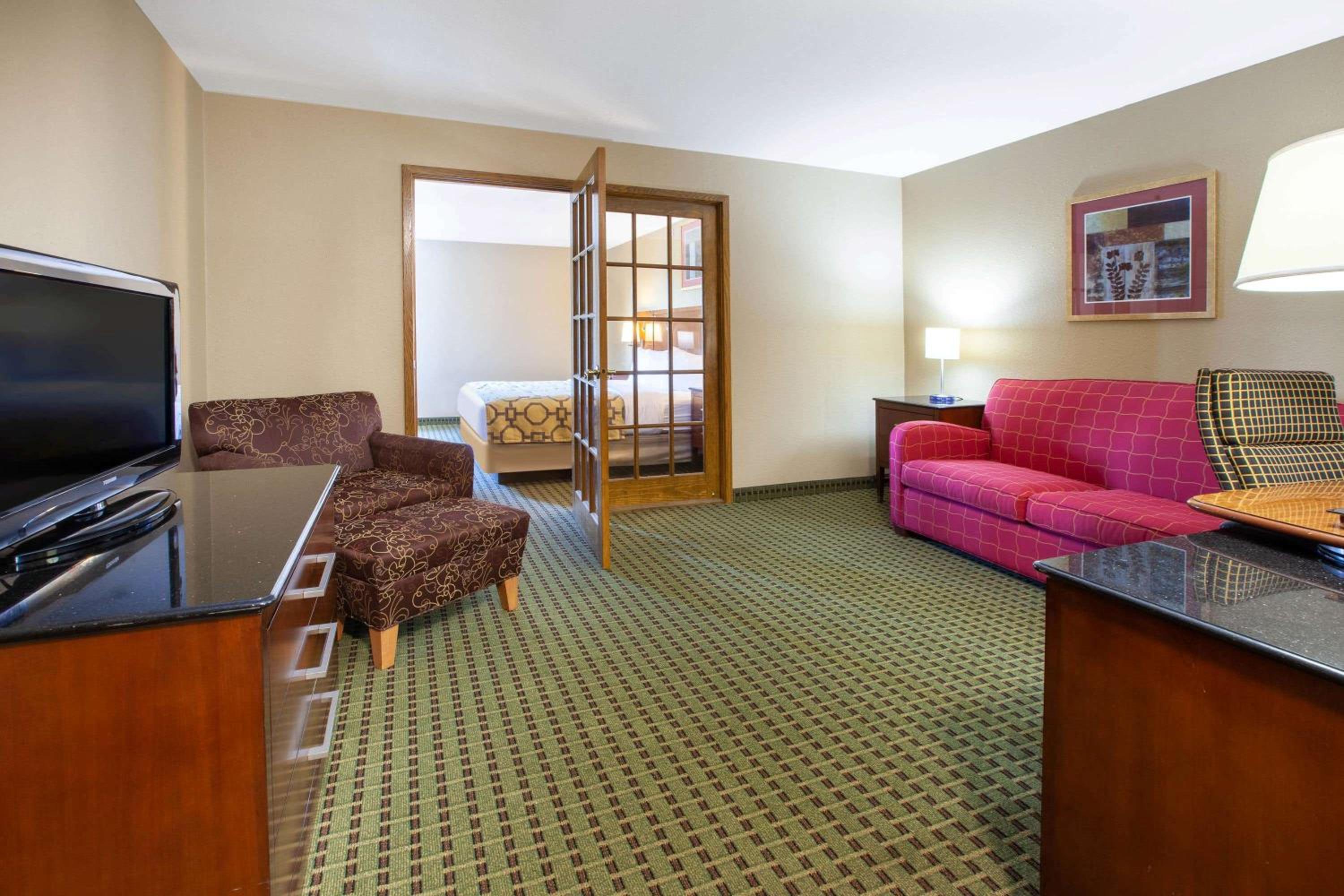 Baymont by Wyndham Franklin view 5