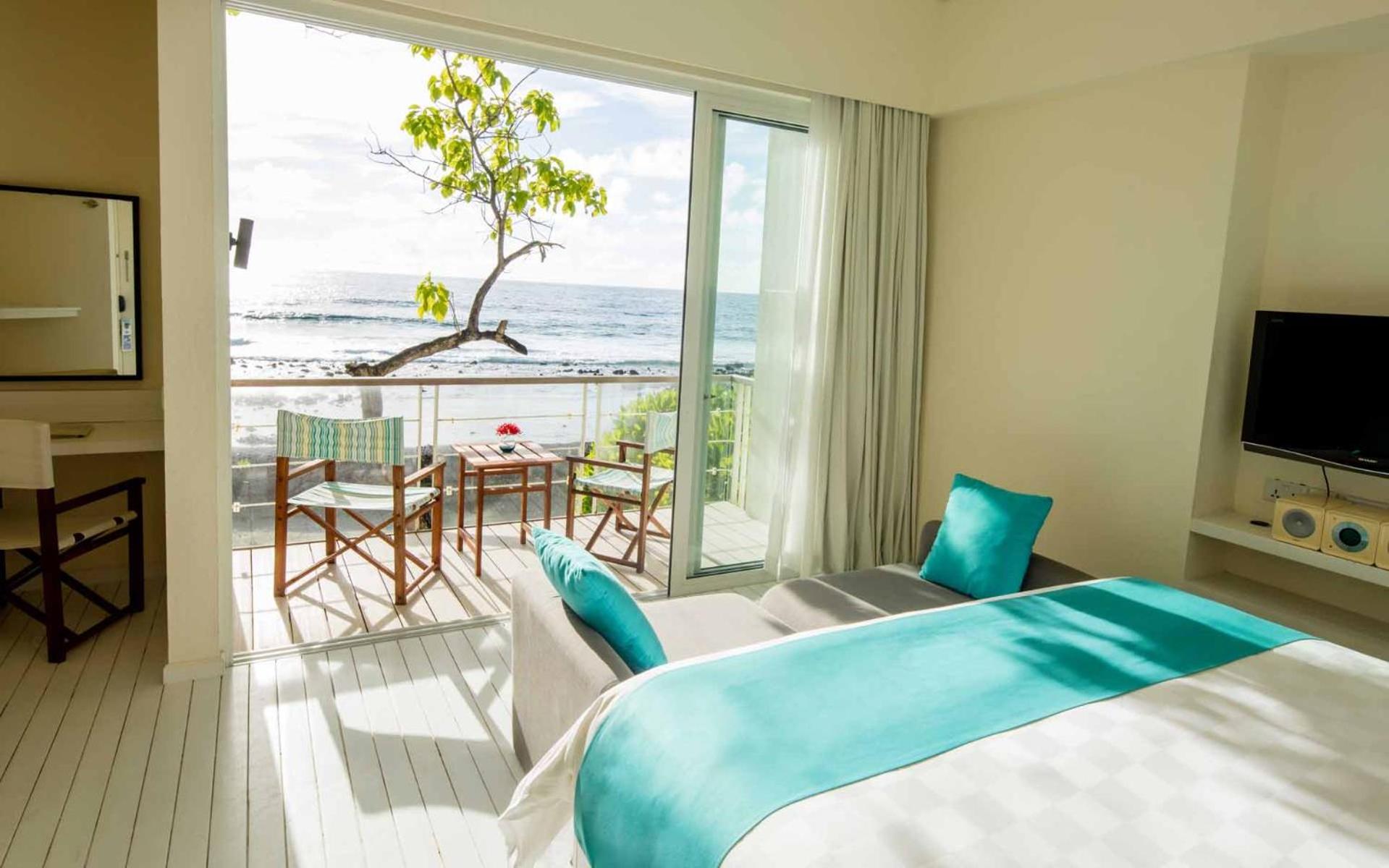 Holiday Inn Resort Kandooma Maldives - Kids Stay & Eat Free and Free Roundtrip Speed Boat for a minimum 4 nights stay — photo 146
