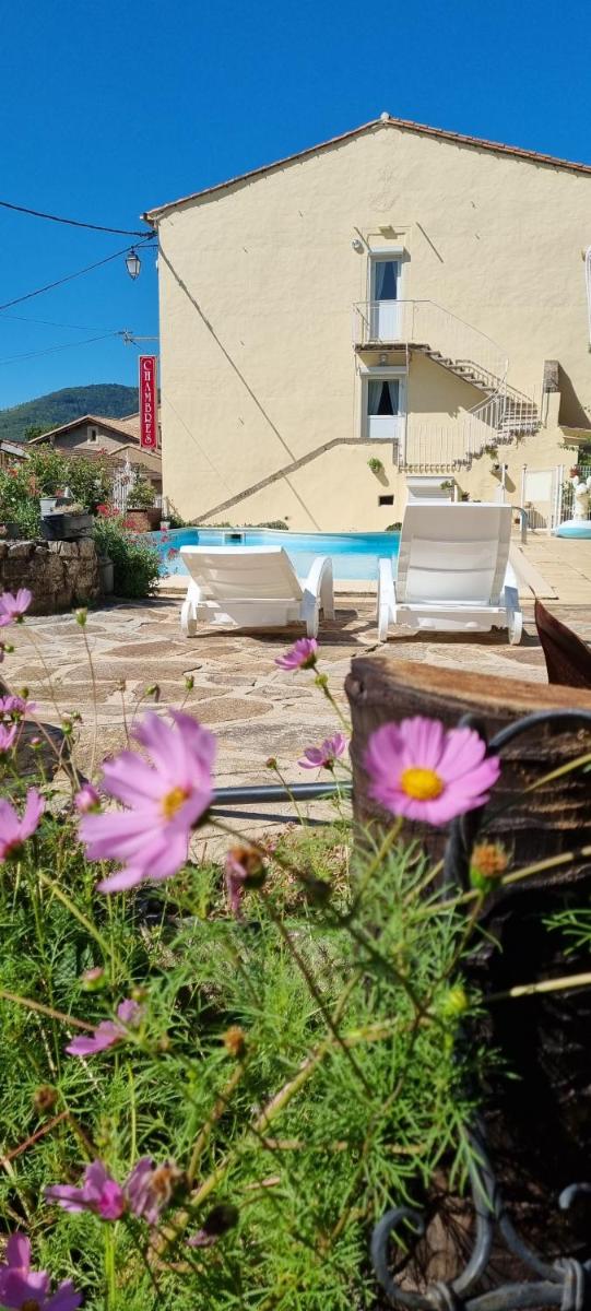 Manoir de Gravezon view 3