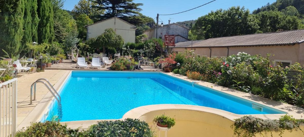 Manoir de Gravezon view 4