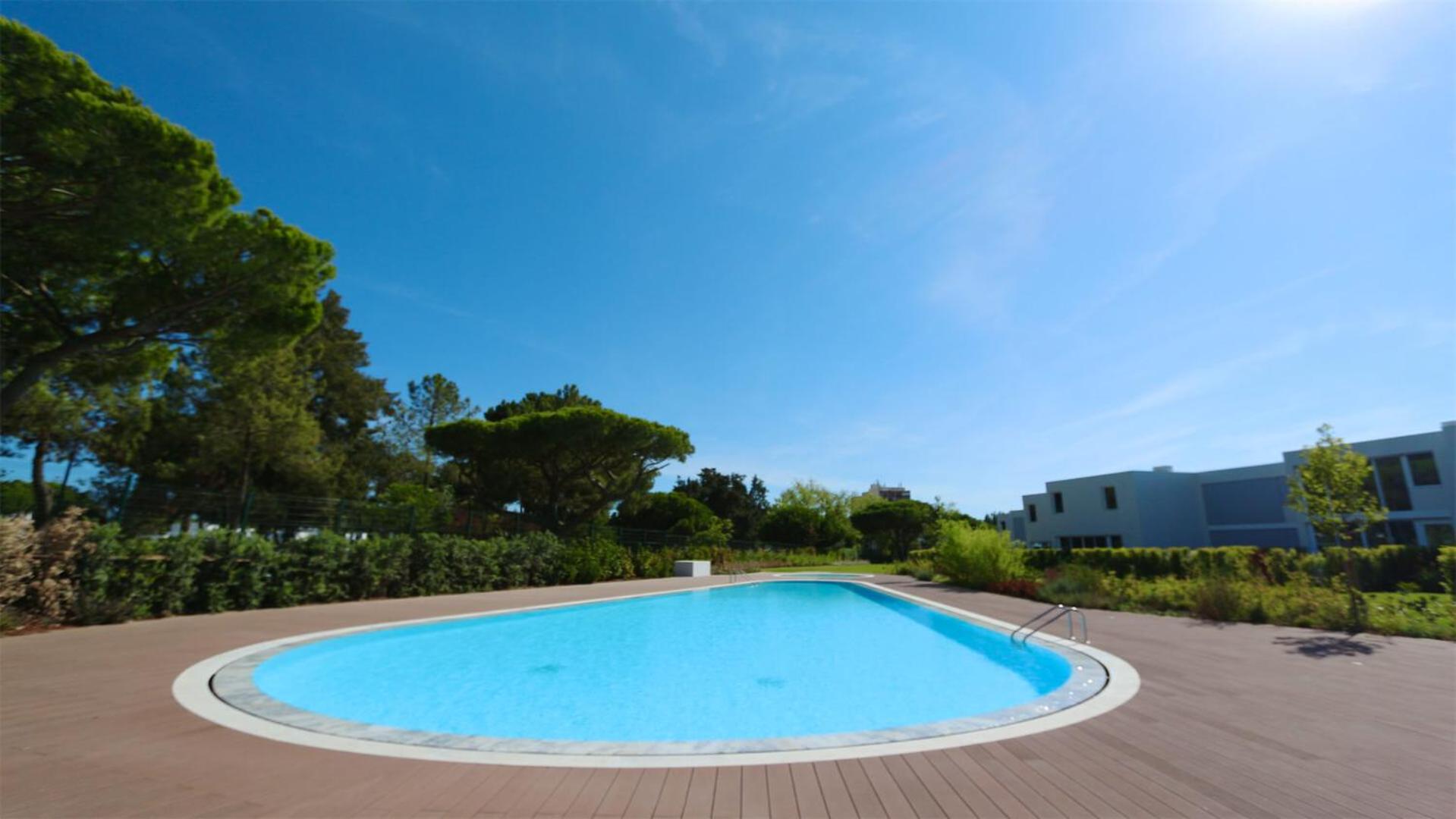 Villa Sadler- Clever Details, Central Vilamoura, Sleeps 6, luxury, walking distance view 4