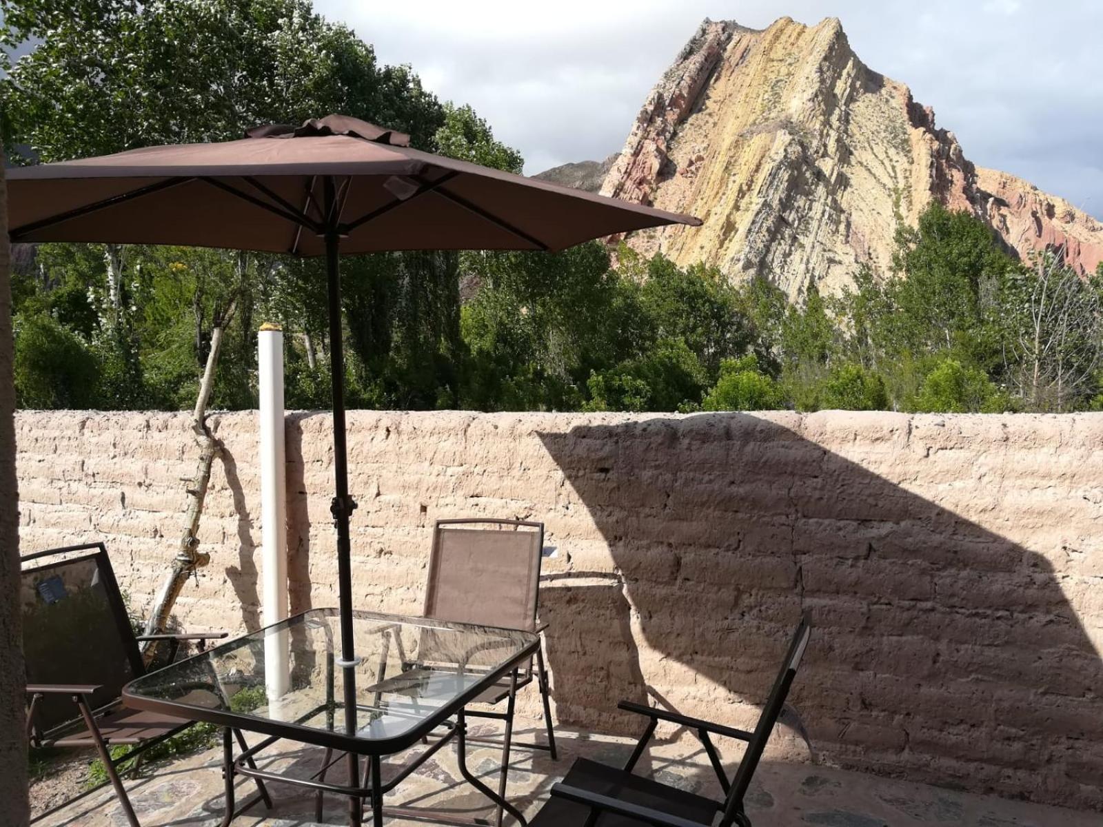 Cerro Amarillo, Cabaña de Juella