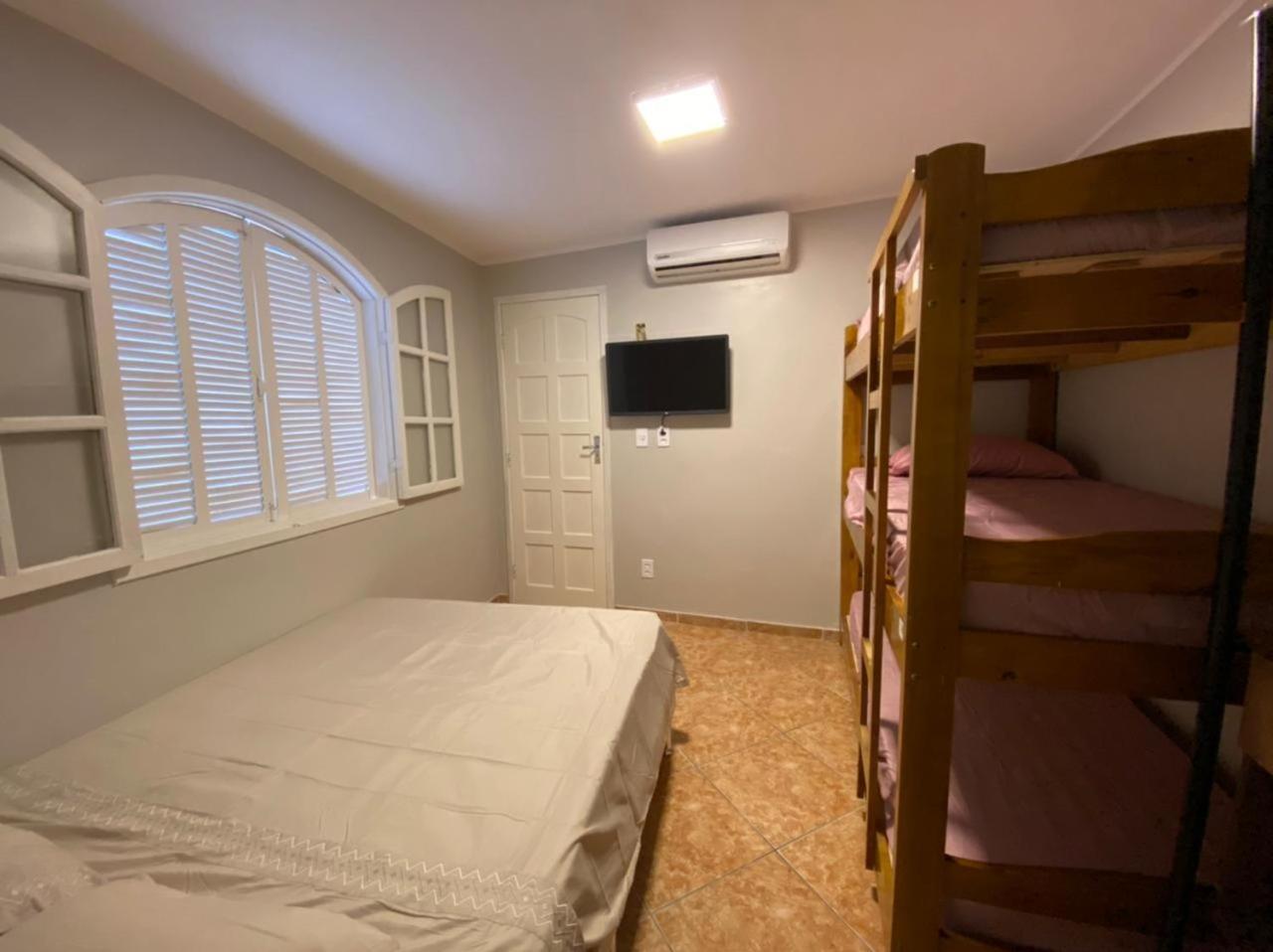 CASA COM PISCINA EM ARRAIAL DO CABO