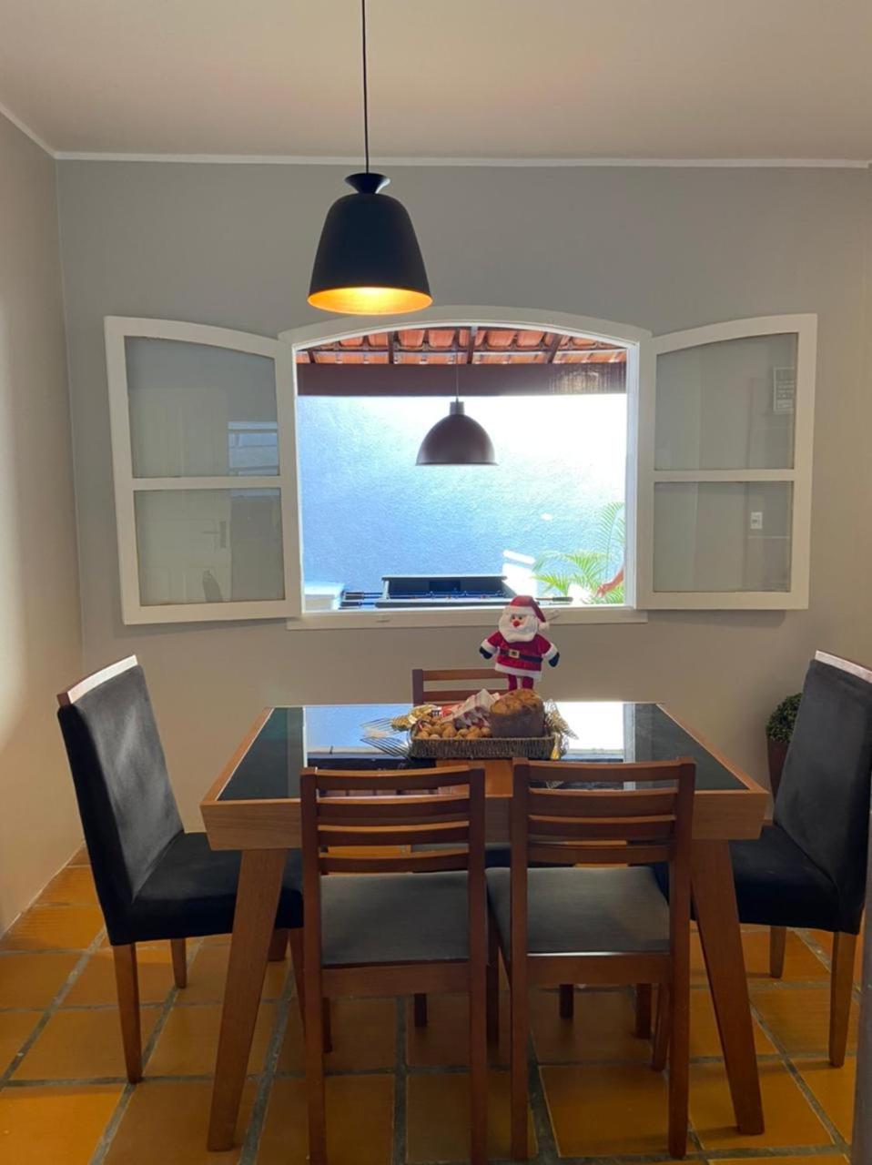 CASA COM PISCINA EM ARRAIAL DO CABO