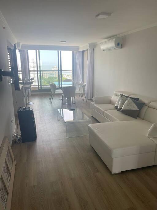 Edif. Place Lafayett Piso 19, 3 dormitorios y excelentes amenities view 3
