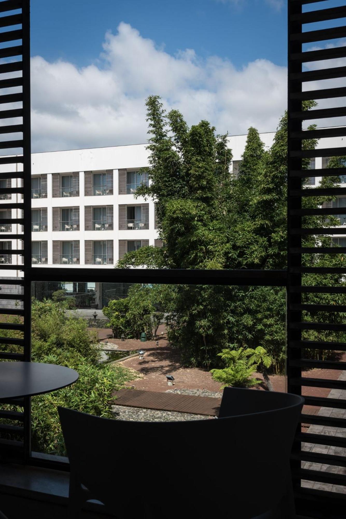 Azoris Royal Garden – Leisure & Conference Hotel