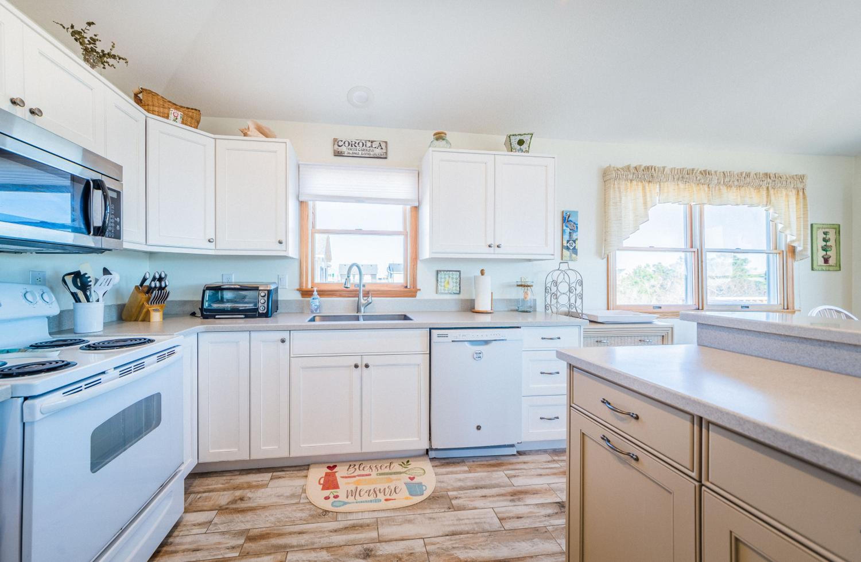 Time to Chill - Corolla, Oceanside, Whalehead, Private Pool, Views!