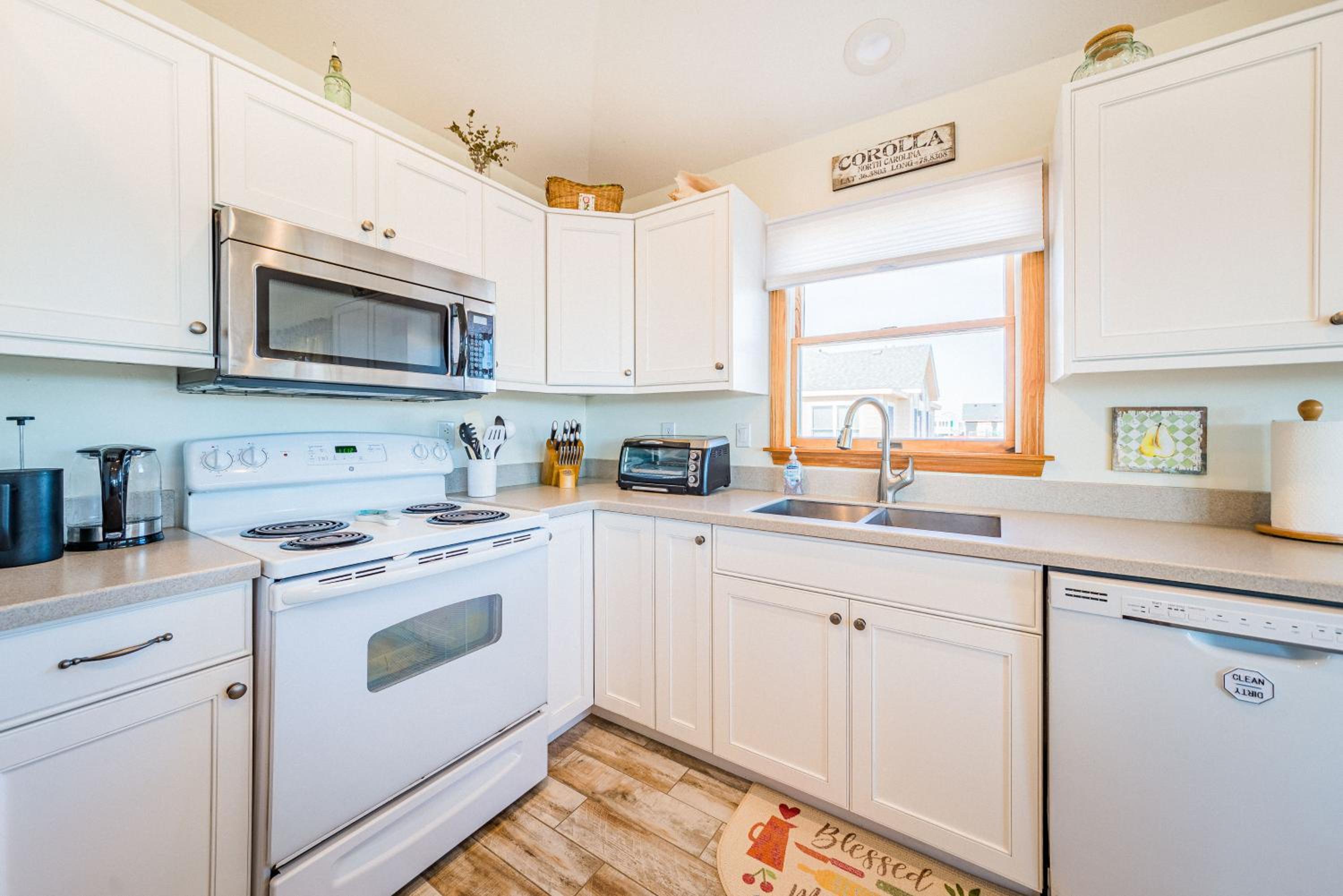 Time to Chill - Corolla, Oceanside, Whalehead, Private Pool, Views!