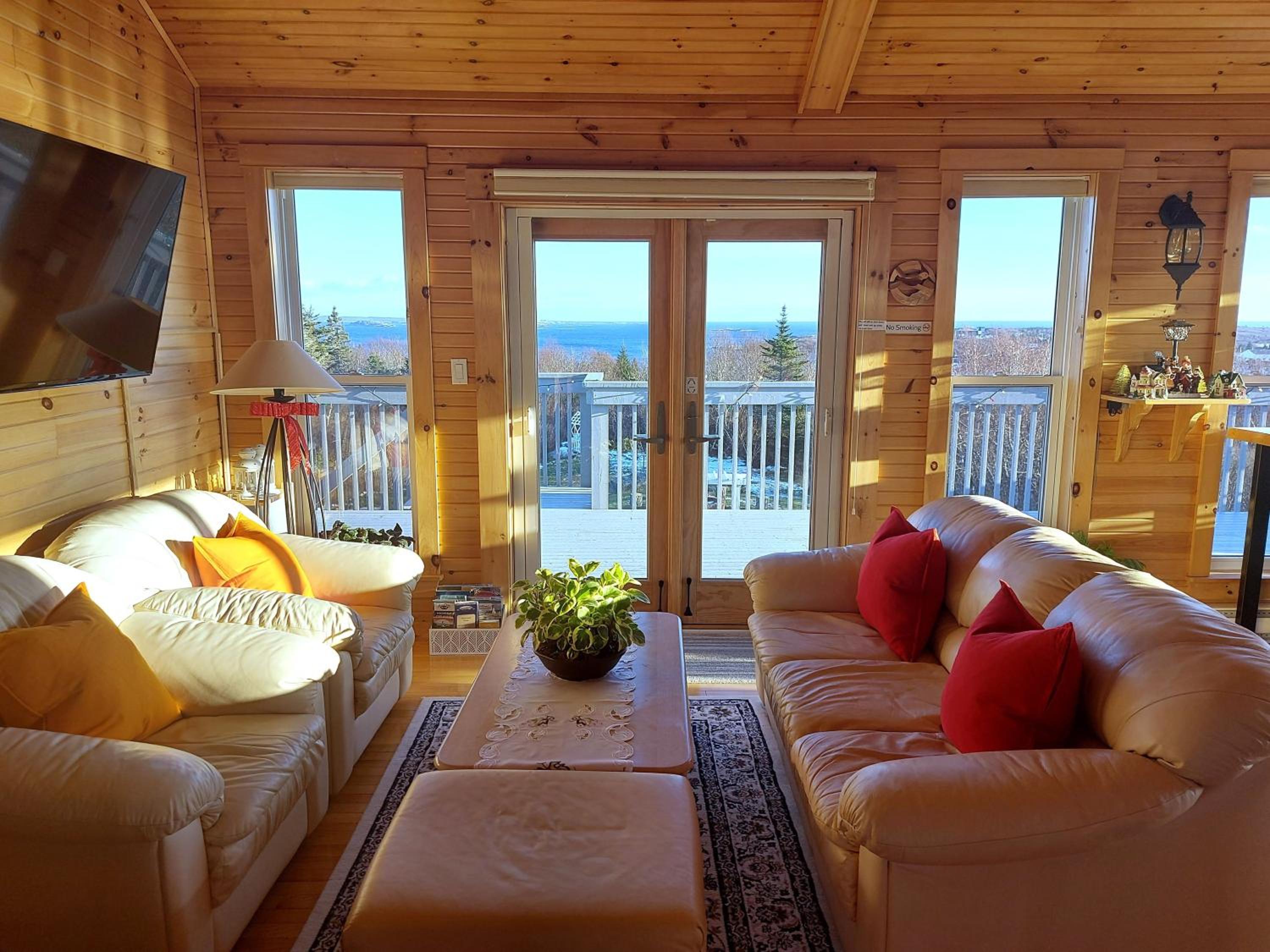 Panorama Sunrise House