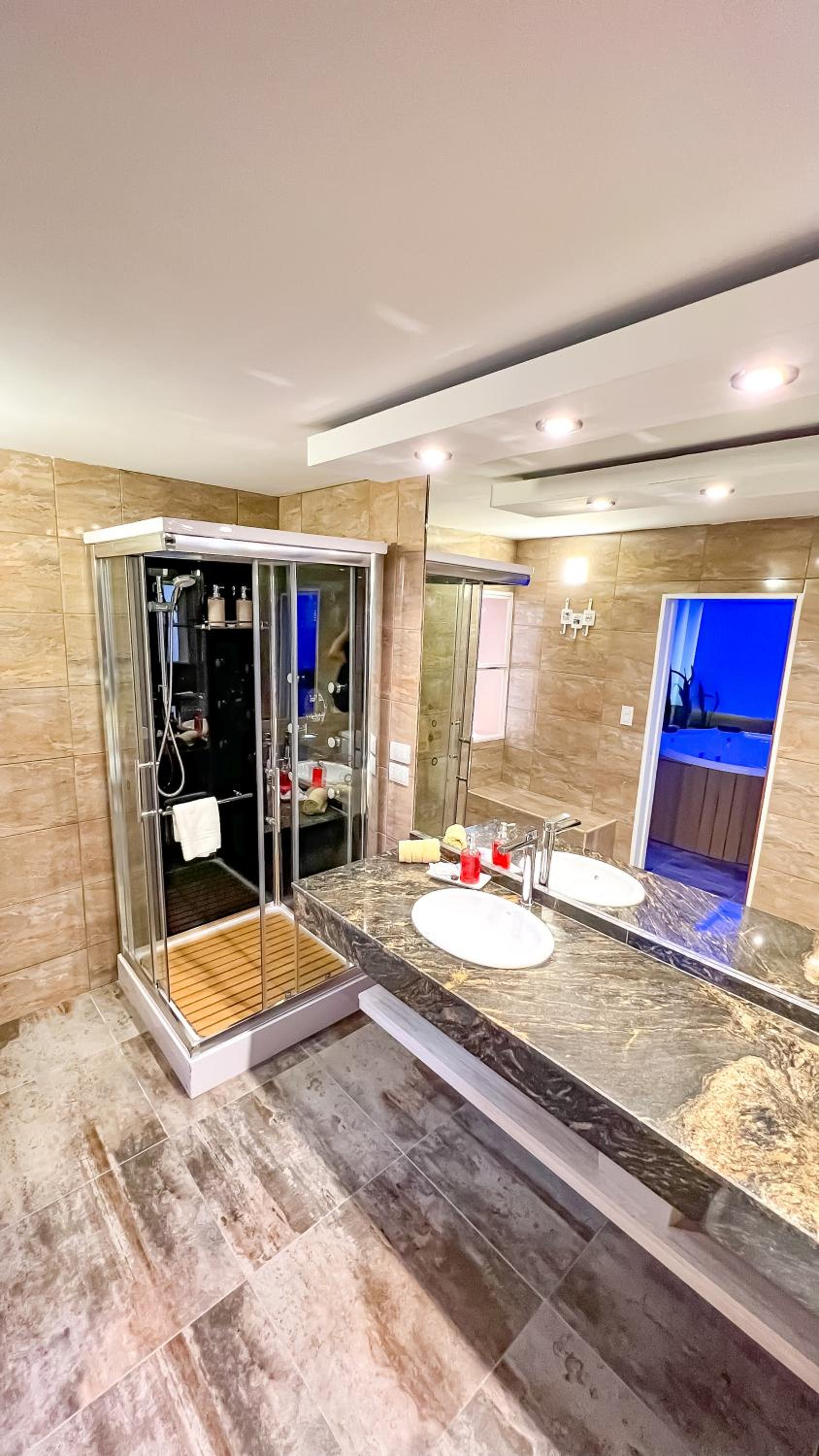 Grateus Luxury Apart & Spa