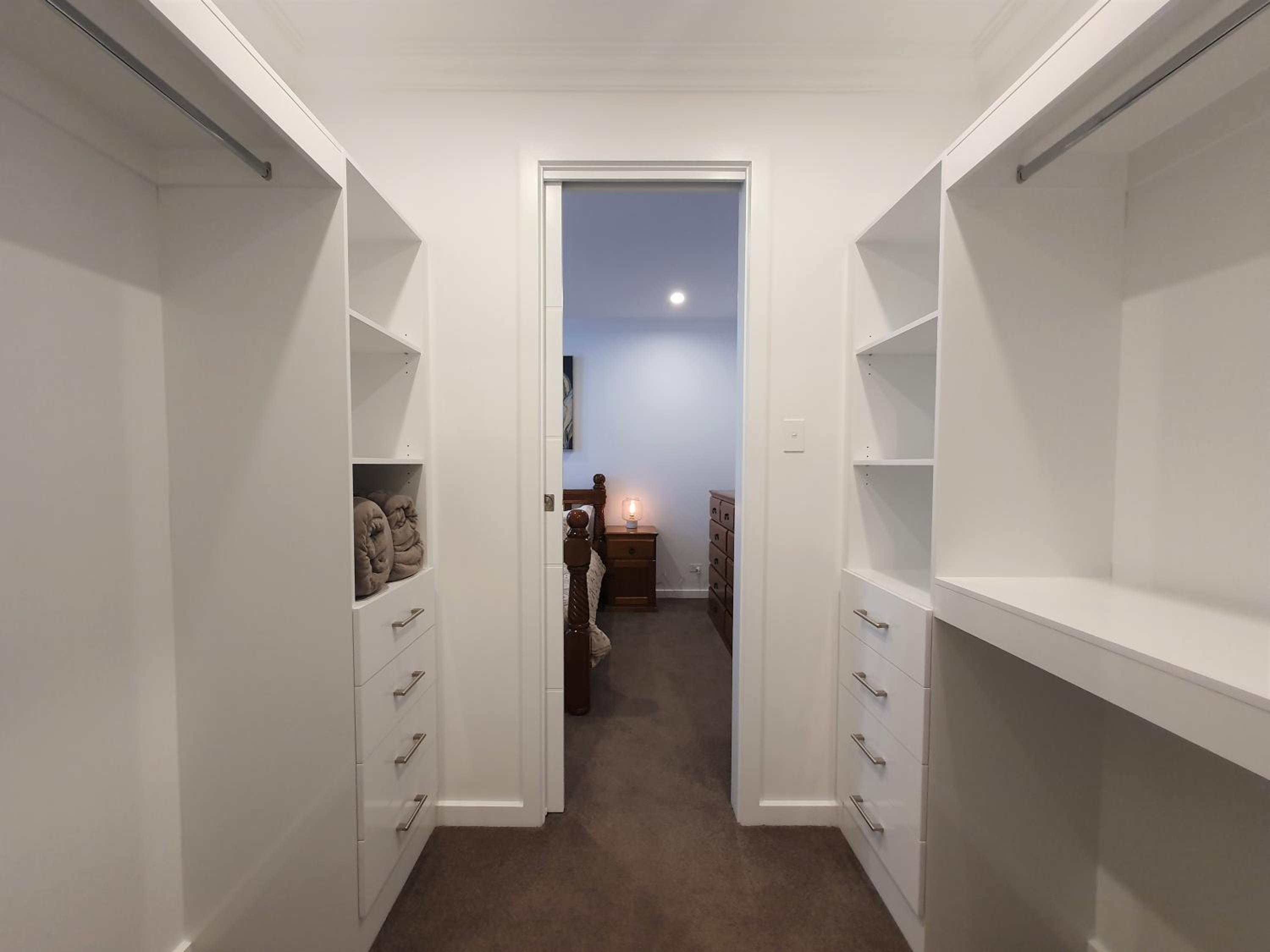 Cozy Getaway, King Bed with TV, NBN, Netflix, Nespresso