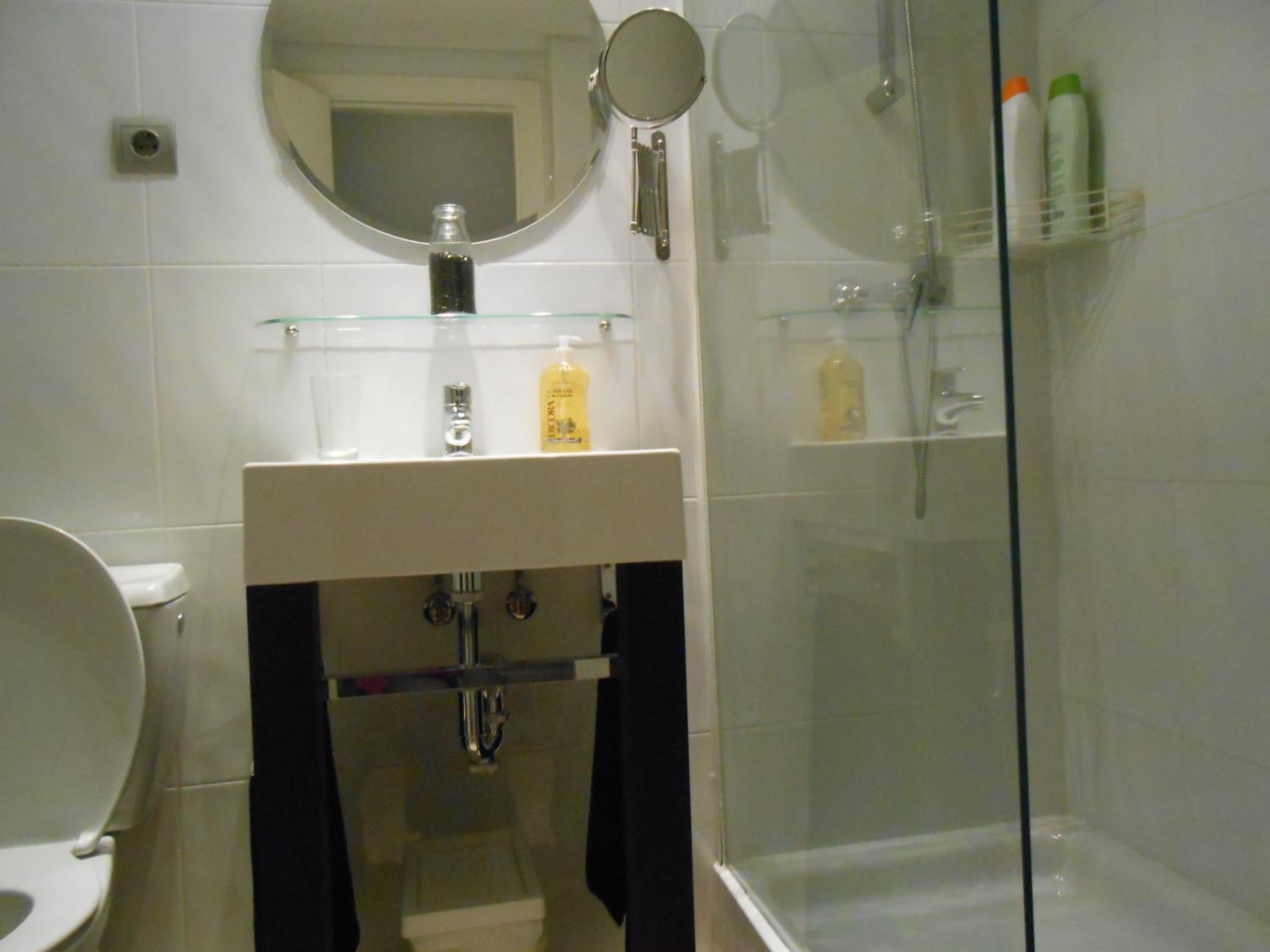 Madrid Studio Apartments view 4