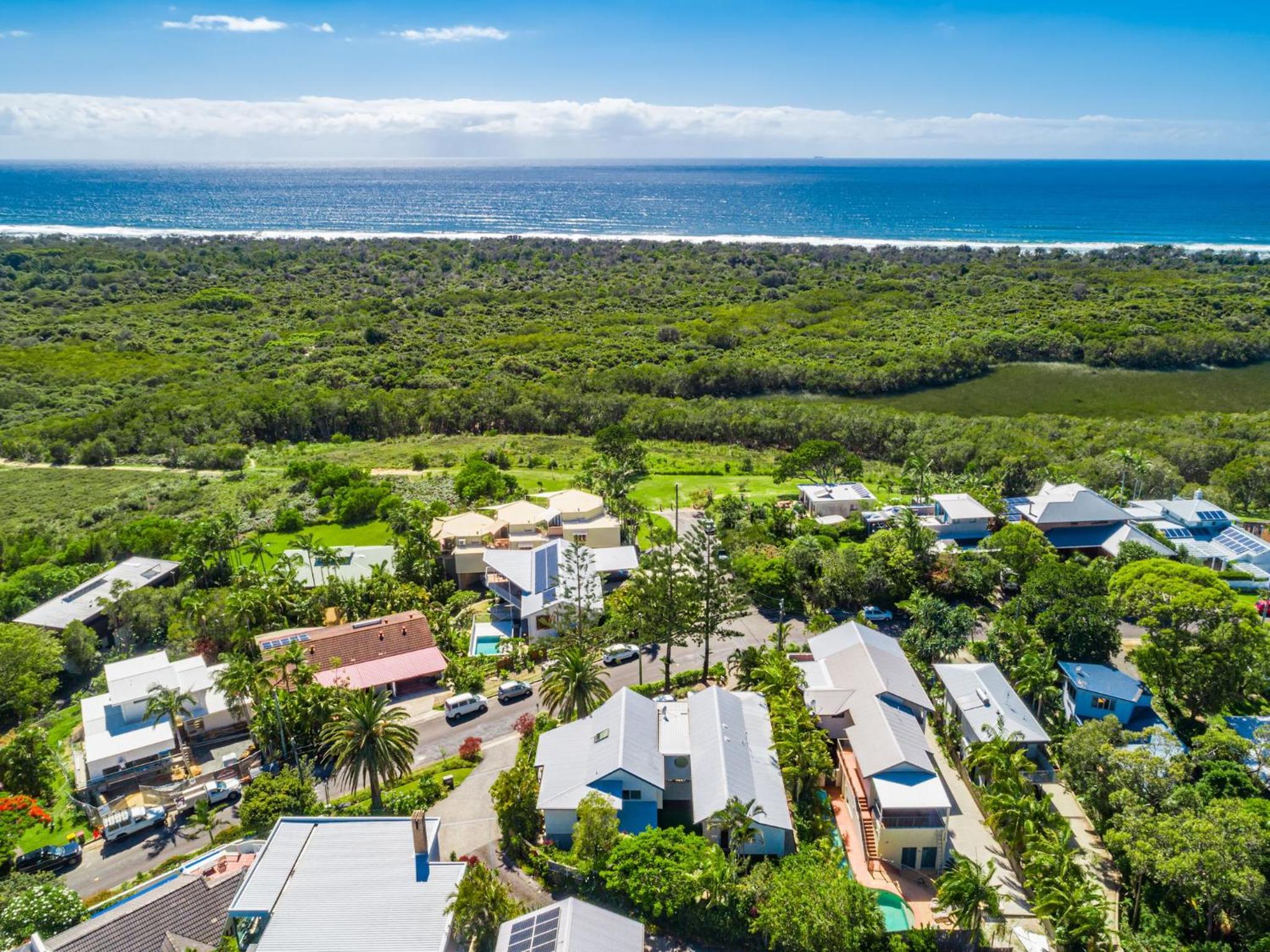 Lighthouse Lodge