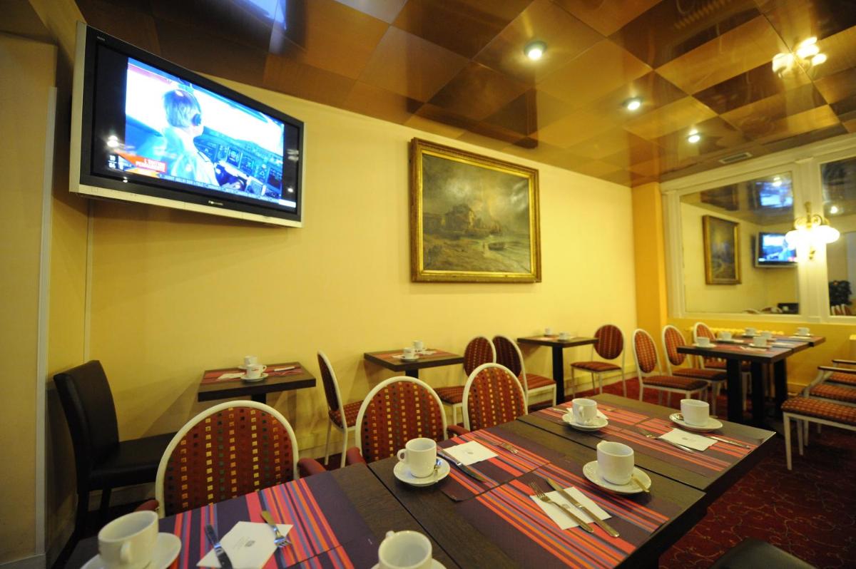 restaurant
