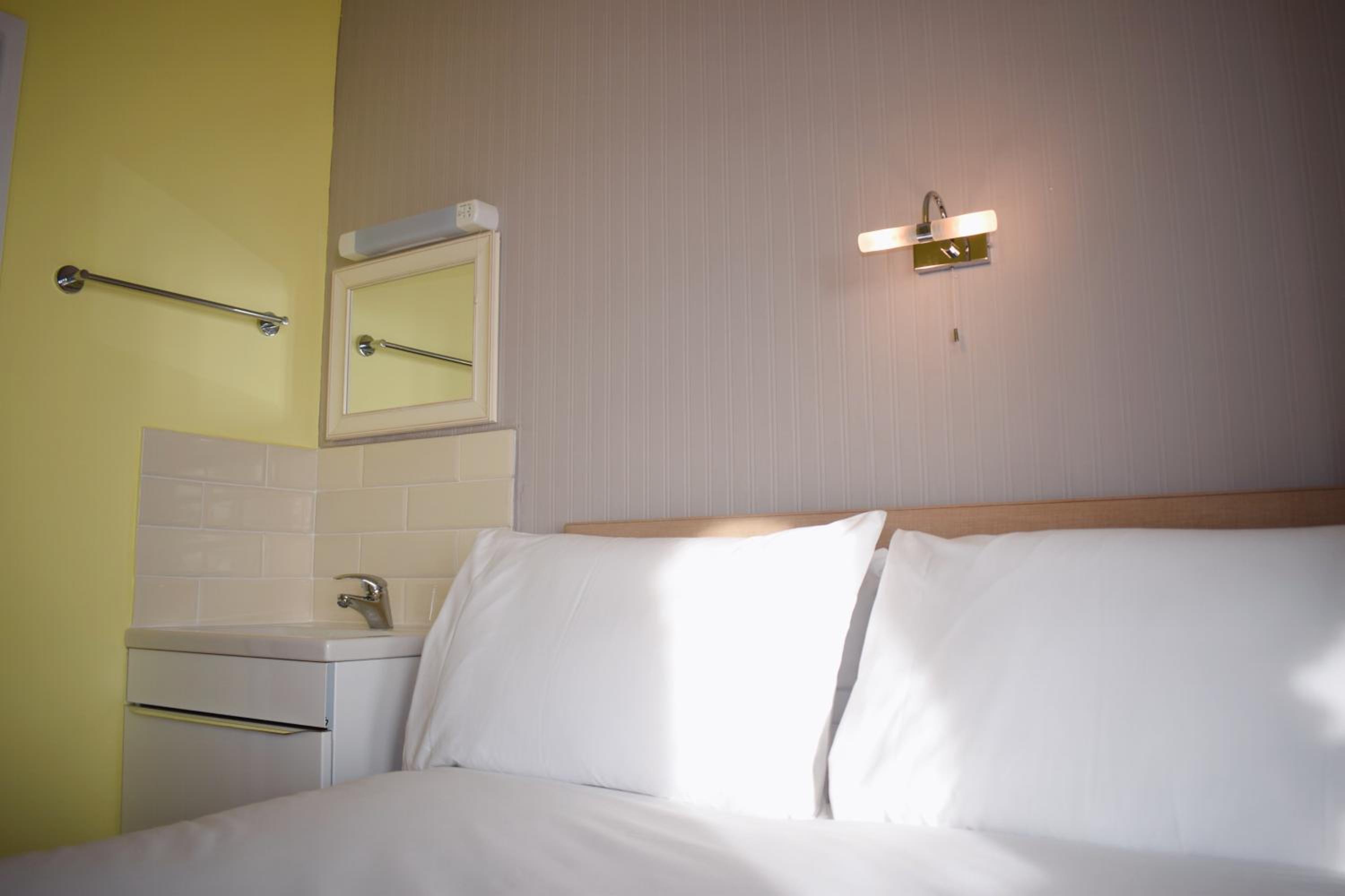 Weymouth Vacations - Penn House Hotel - Property Image 1