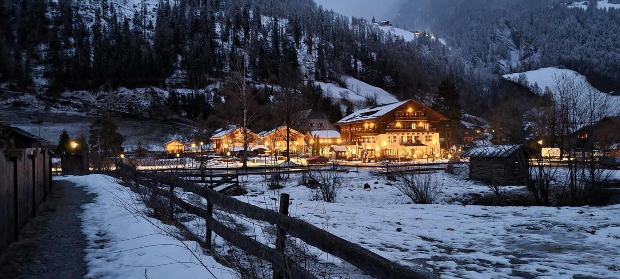 Schlosswirt Chalets & Apartments