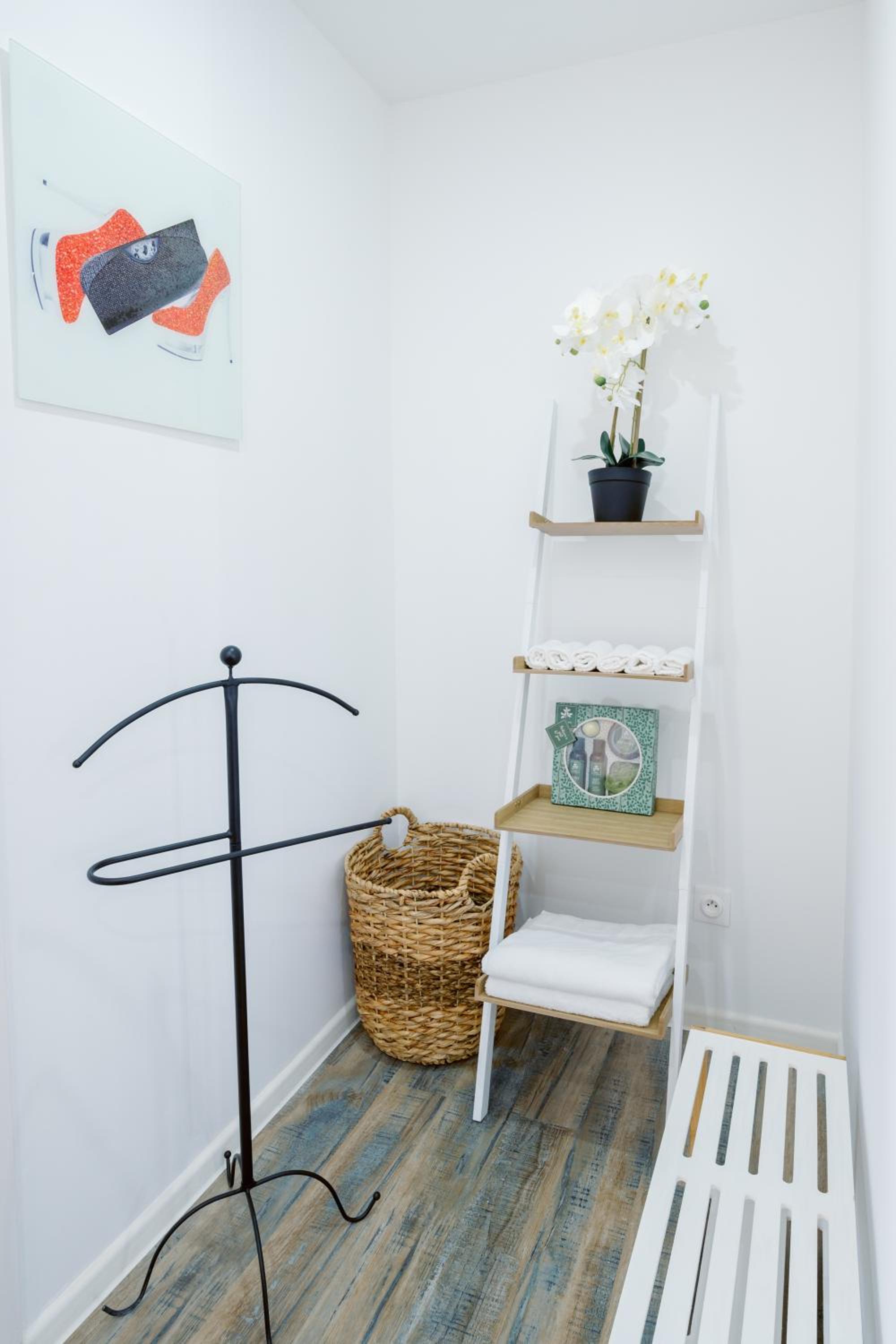 La Chambre des Secrets by Leslodgespa - Escapade romantique proche de Bâle avec terrasse privée